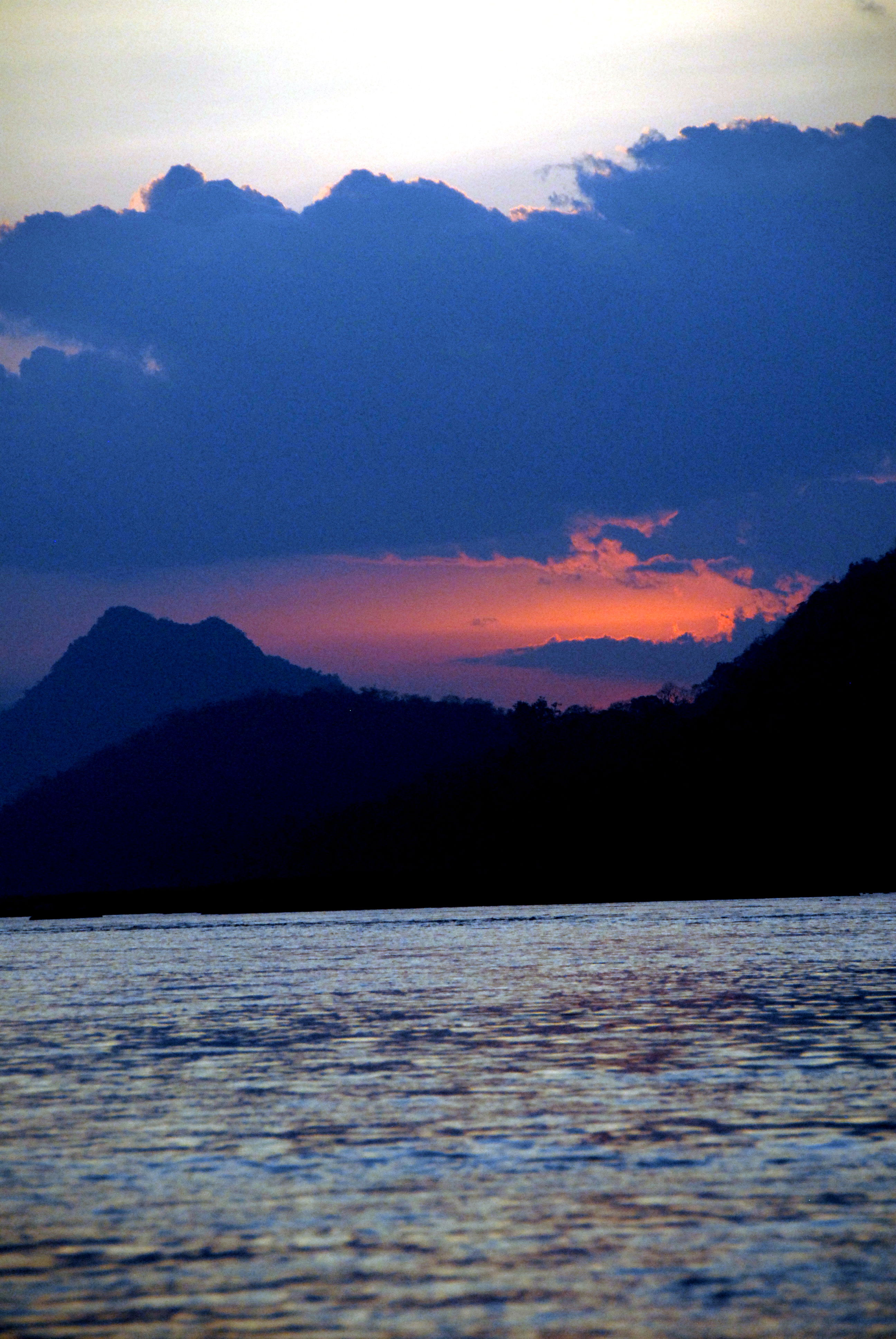 La vita lungo il Mekong, por giuseppe civica