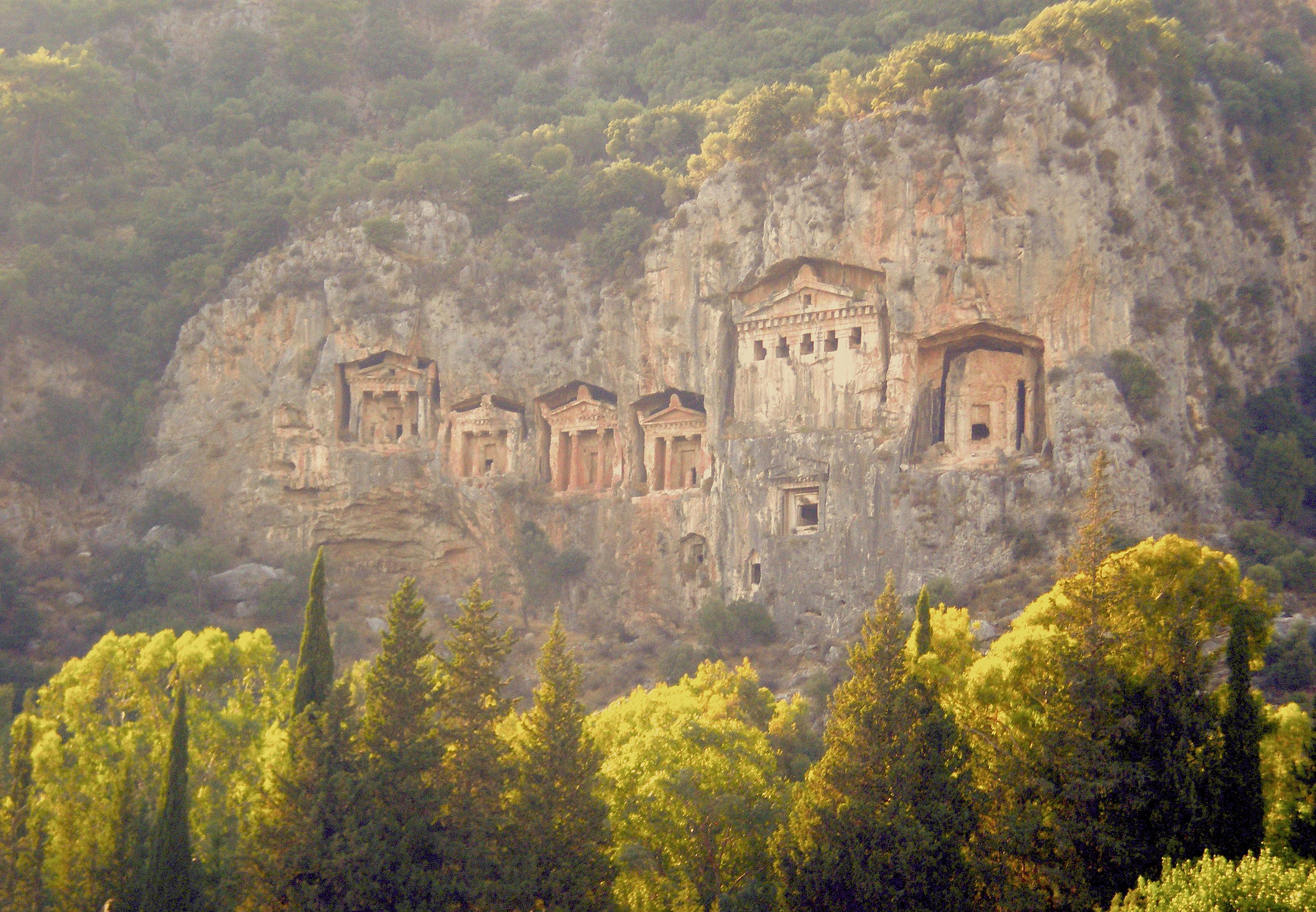 Las Tumbas de Roca de Licia, por Francisco Molina Marco