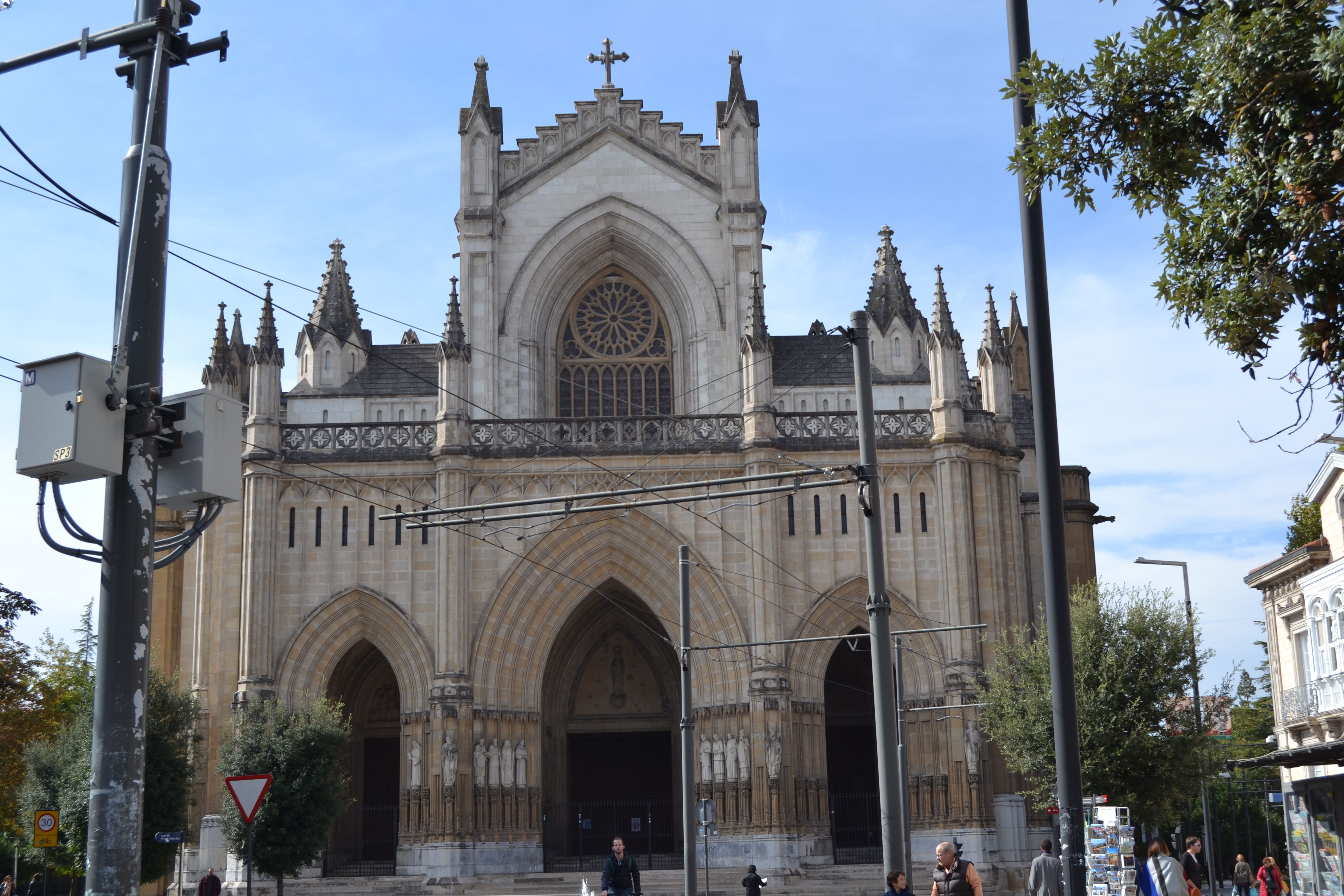 Descubriendo las iglesias de Álava: un patrimonio lleno de historia