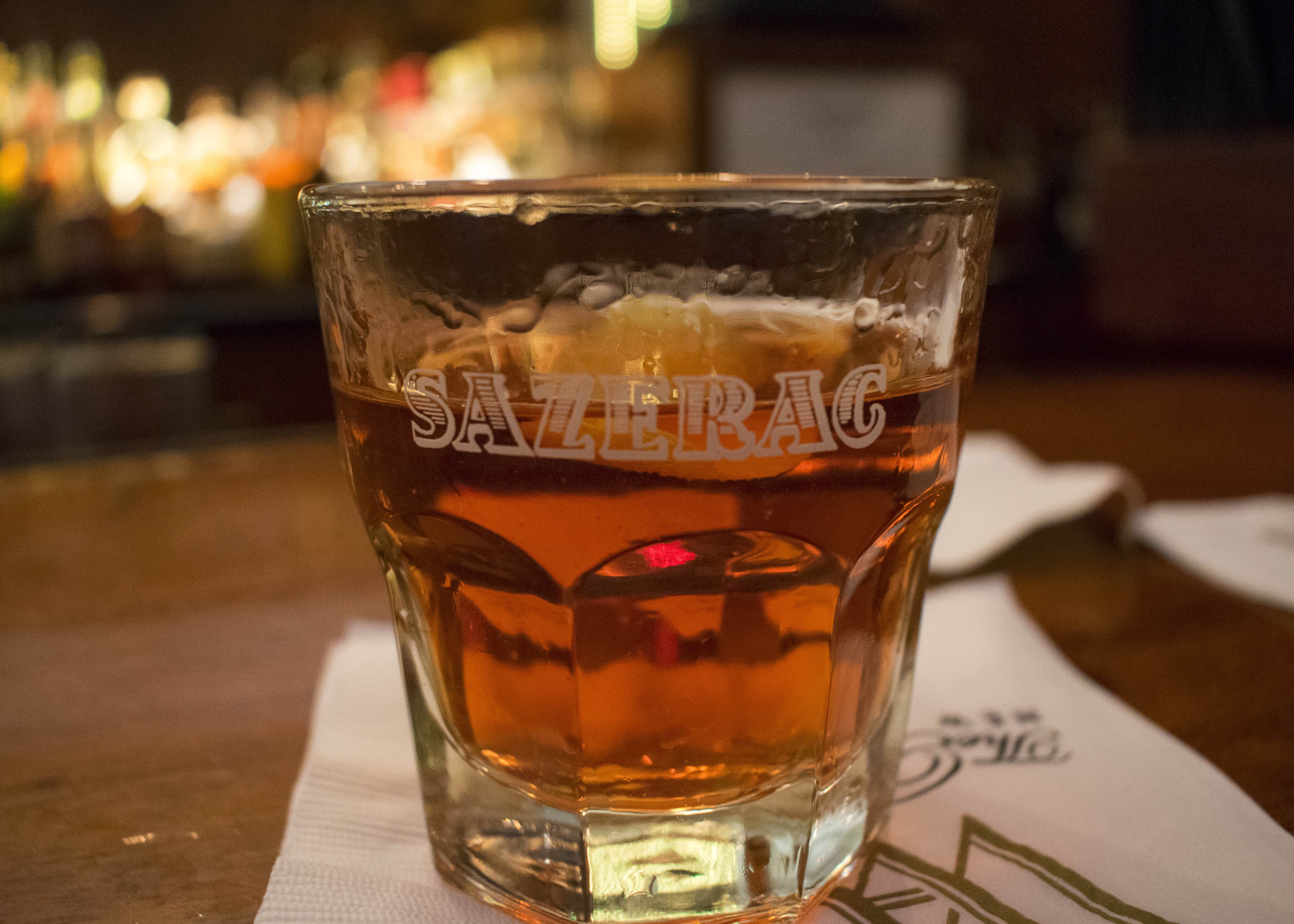 The Sazerac Bar, por Chris Pearrow