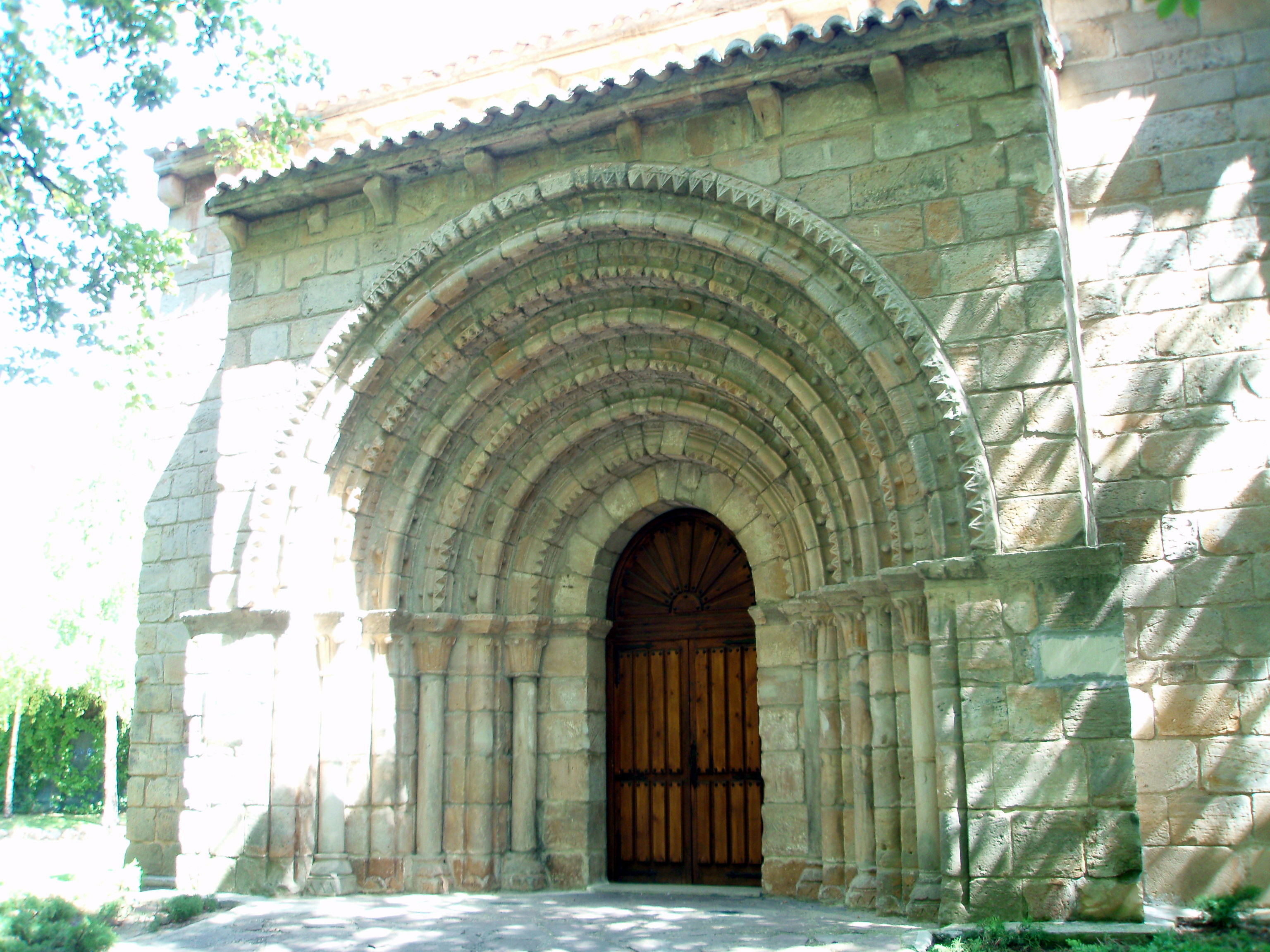 Iglesia de San Juan Bautista, por Joxu
