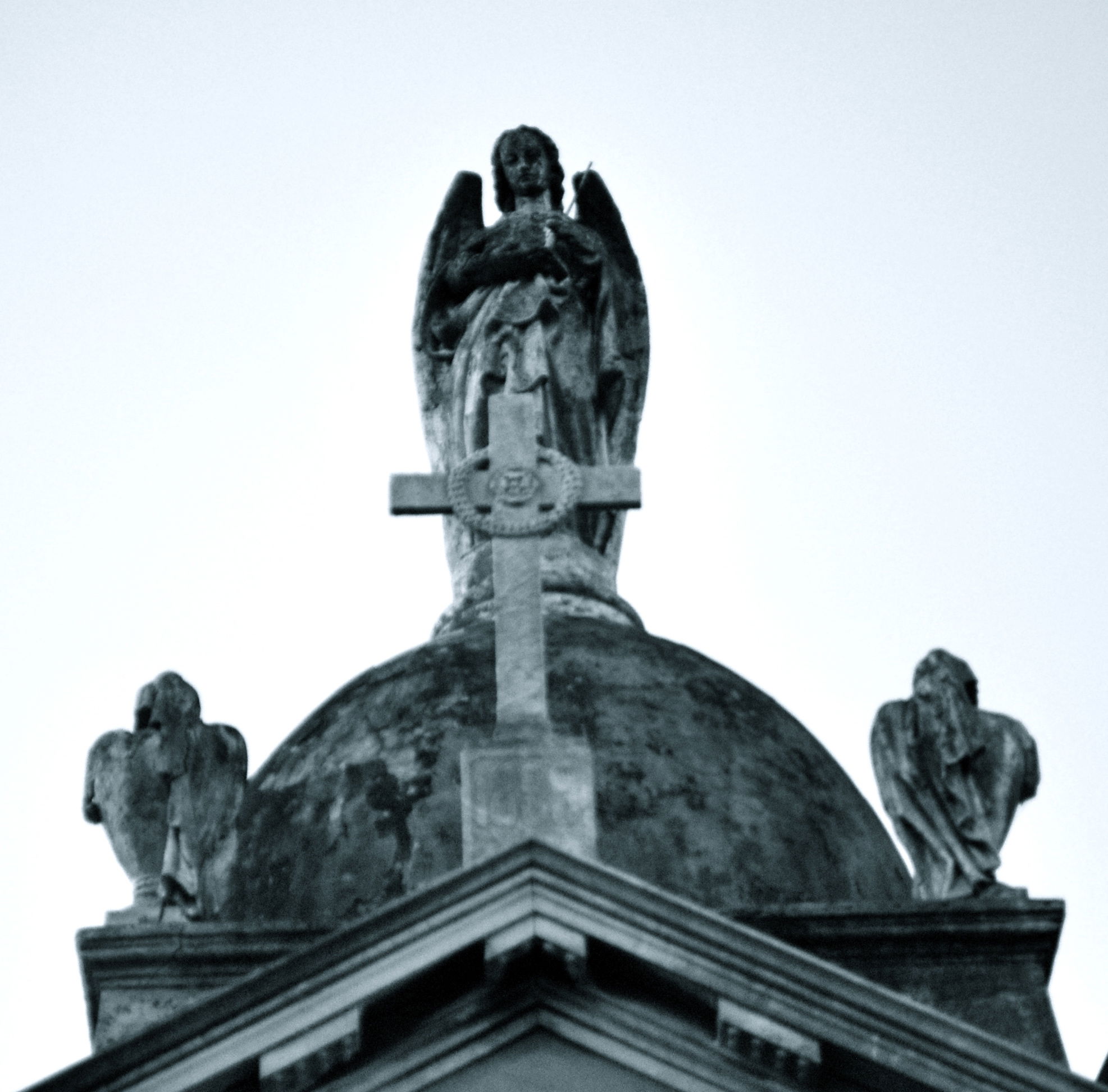 Cementerio de La Recoleta, por sol basualdo