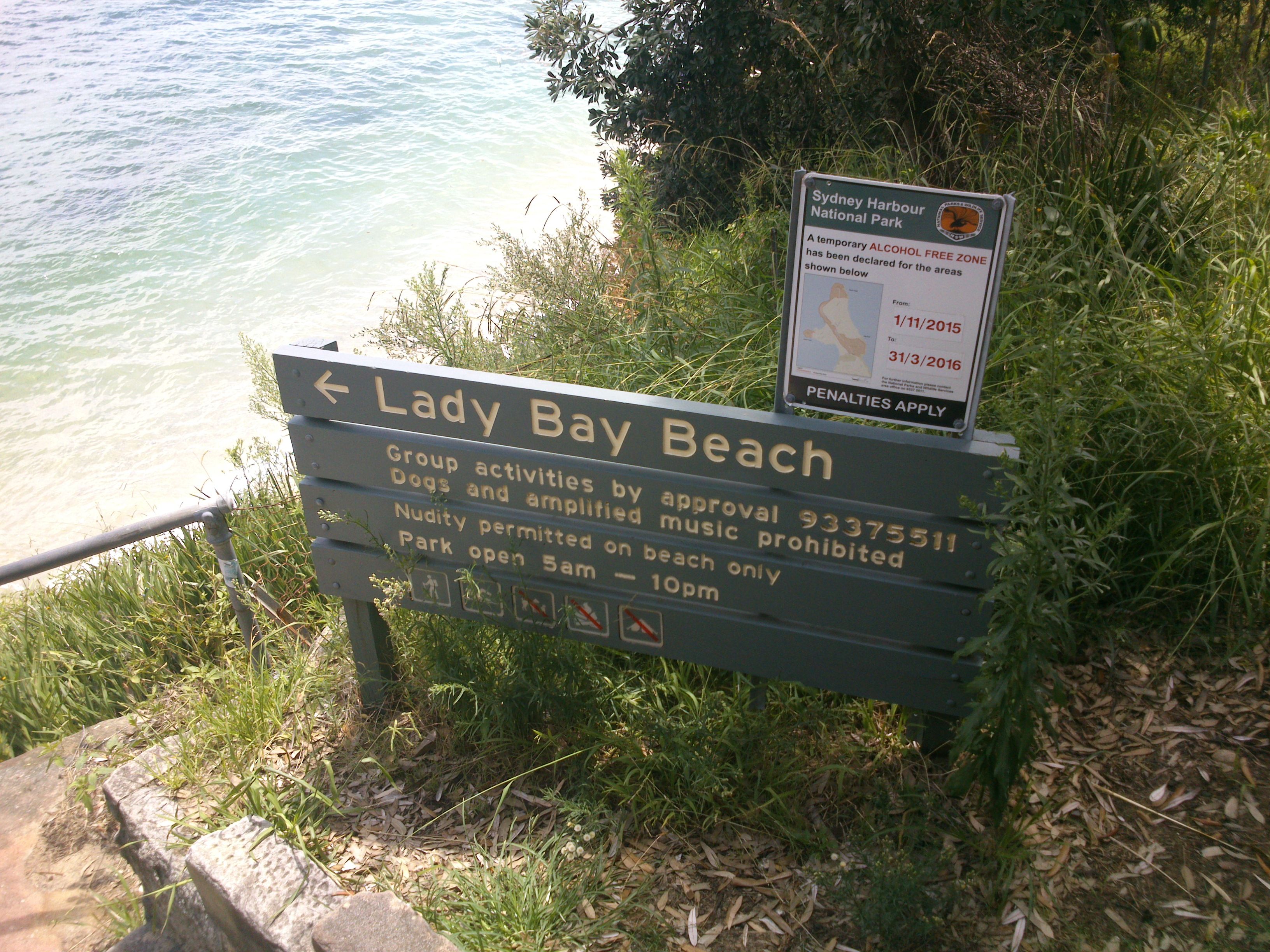 Lady bay beach, por desdemisalturas.com