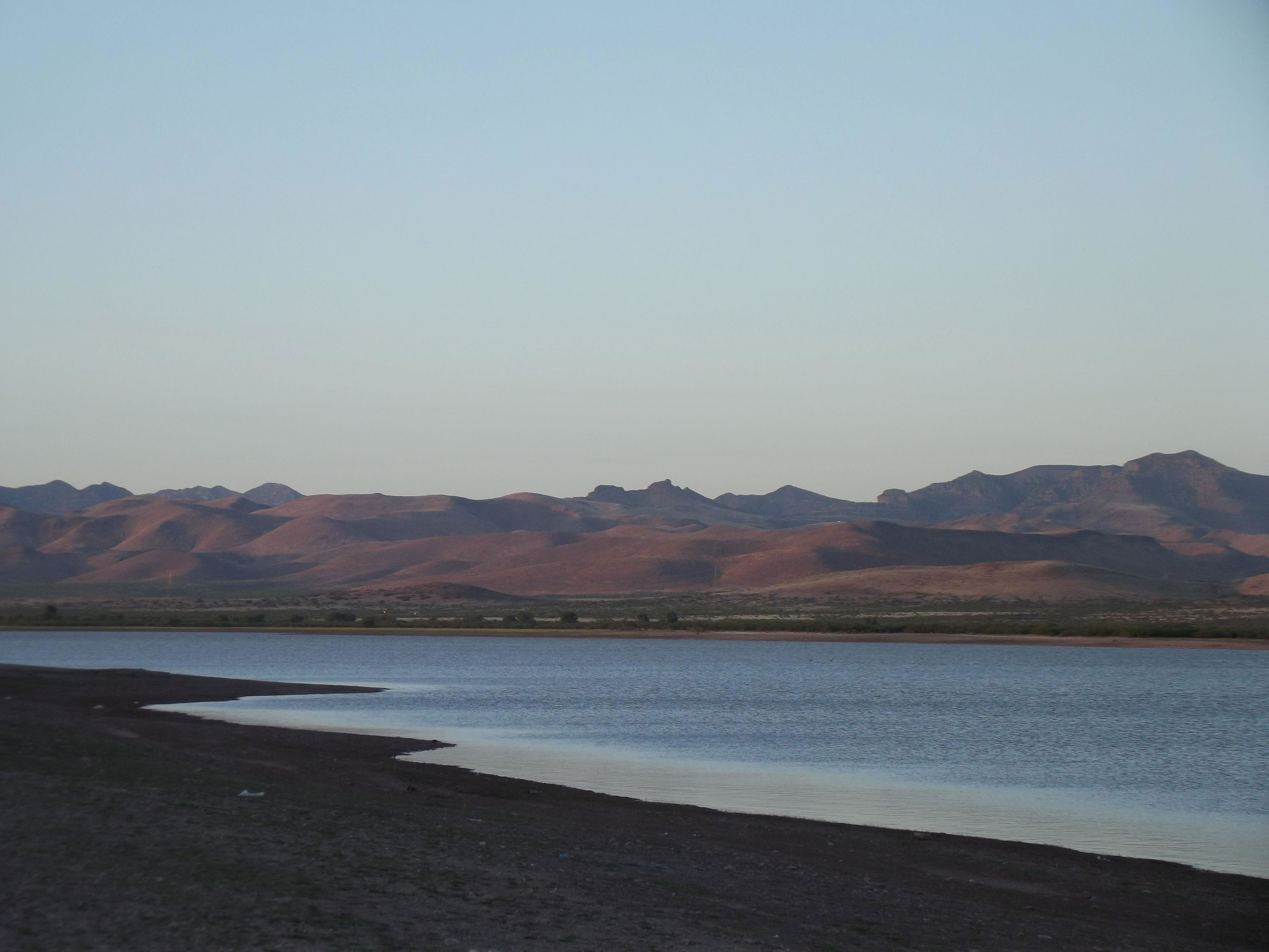 Laguna Fierro en Nuevo Casas Gradnes, Chihuahua en Nuevo Casas Grandes: 2  opiniones y 4 fotos