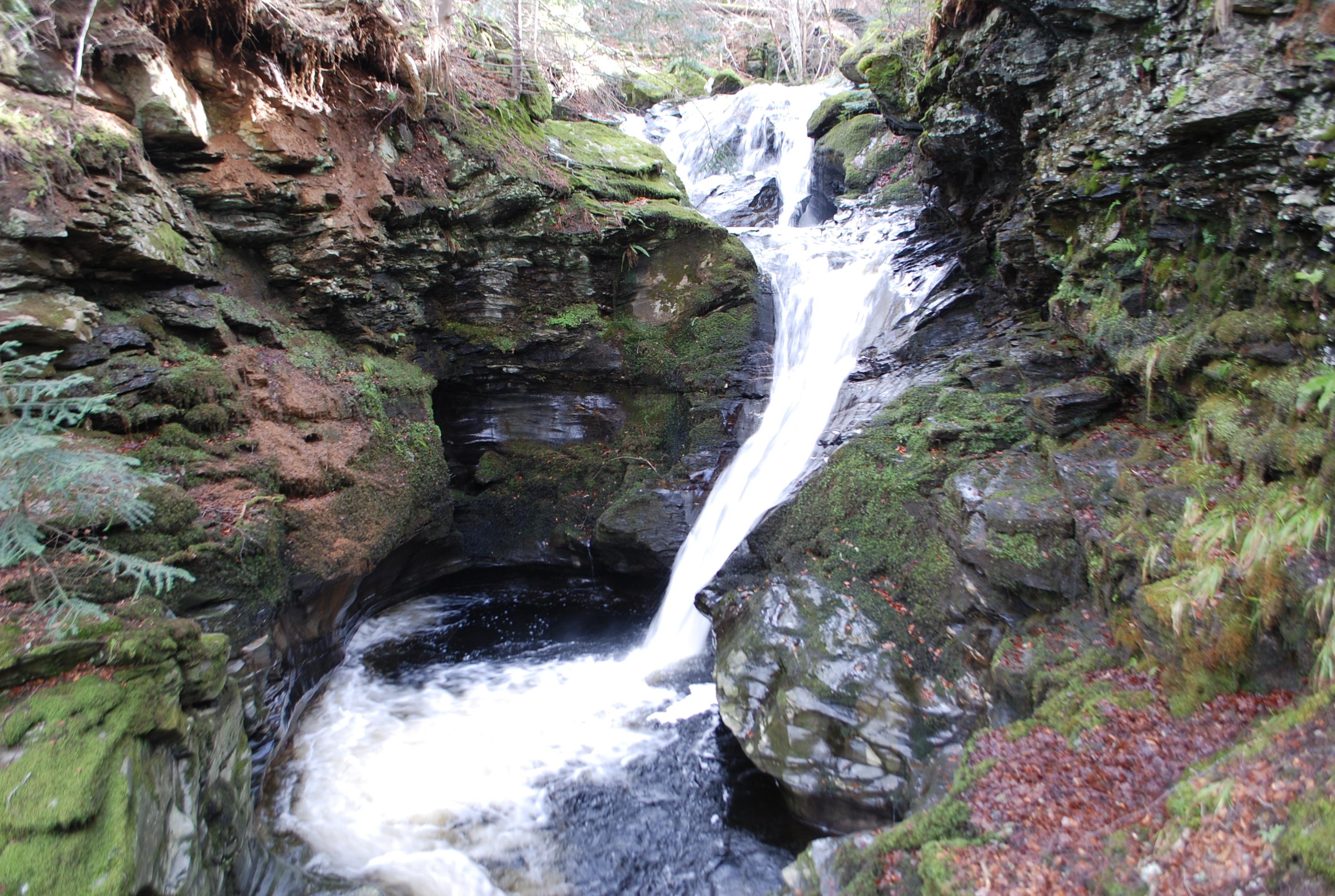 Ruta de la Cascada de Acharn, por eXplorador Escocés