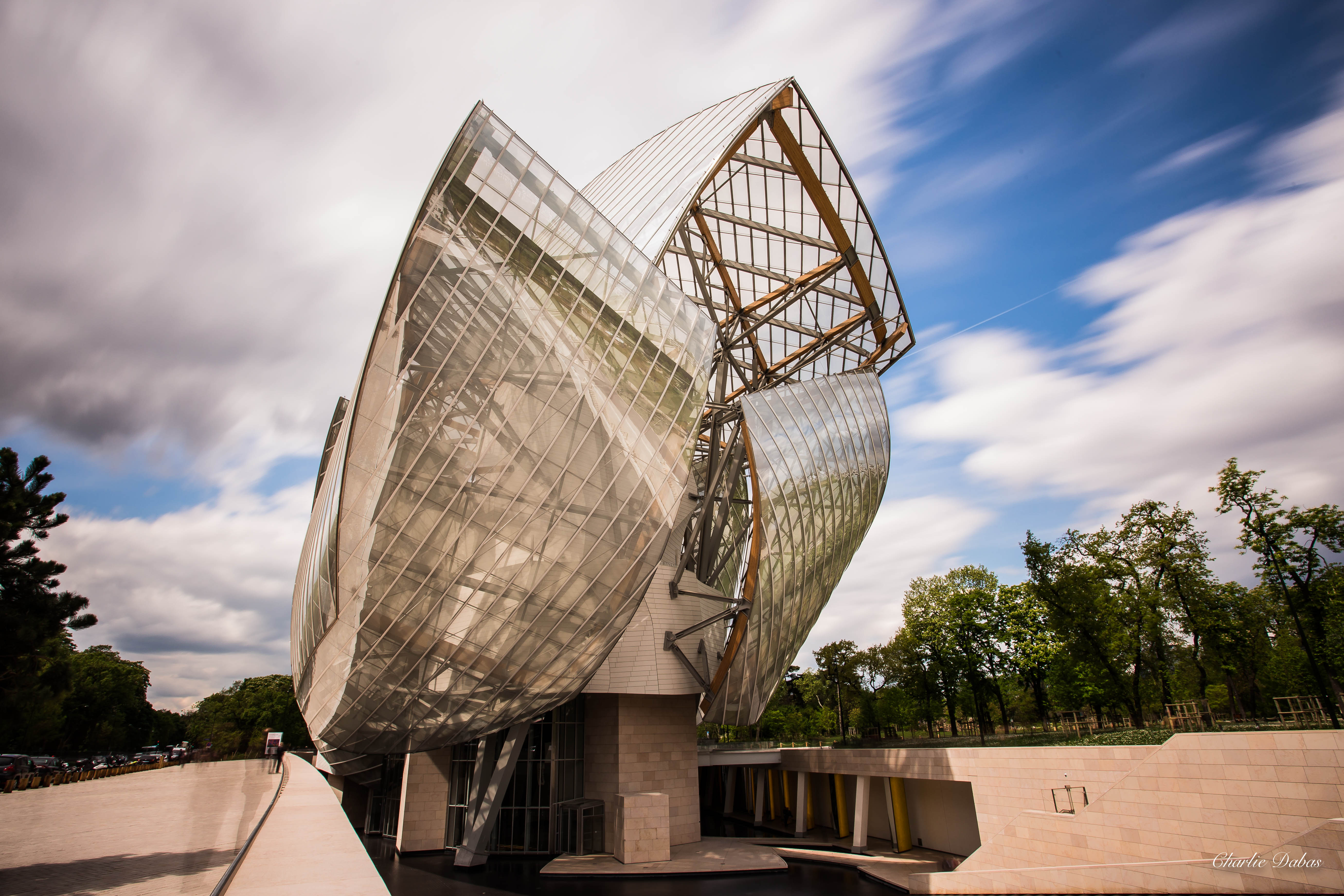 Fondation Louis Vuitton, por charlie dabas
