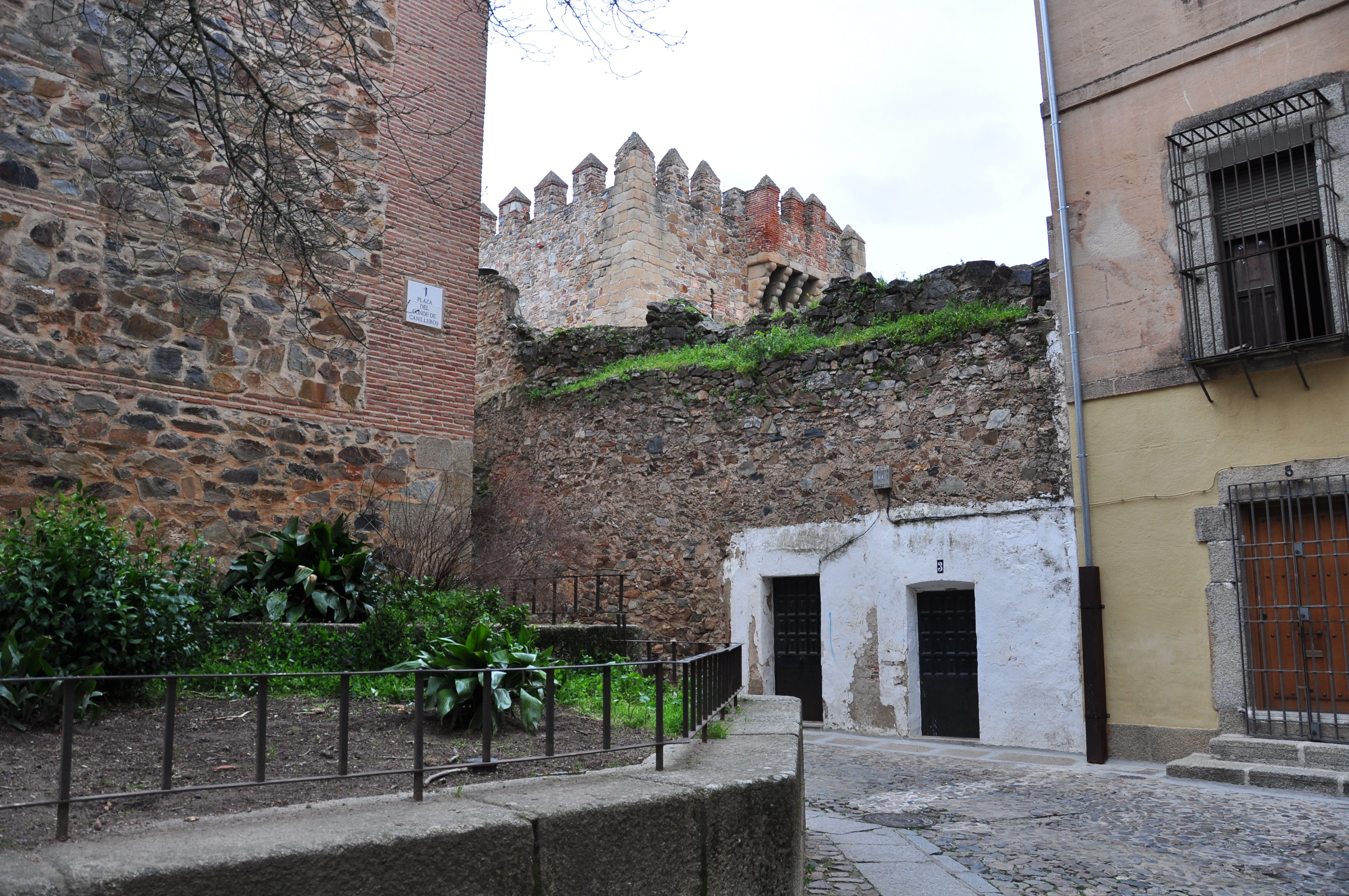 Plazas de Cáceres que enamoran y te invitan a descubrir su historia