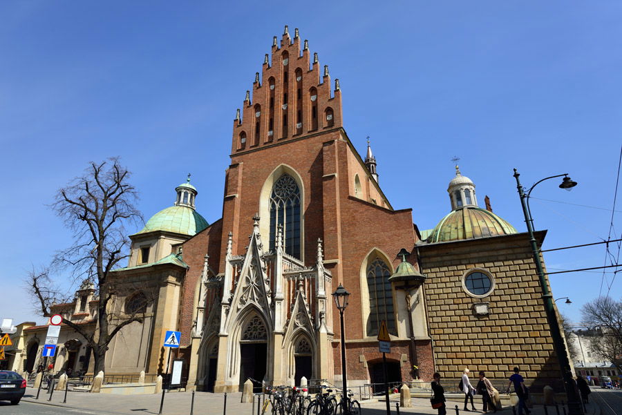 Basílica de la Santa Trinidad, por Gloria López Piqueras