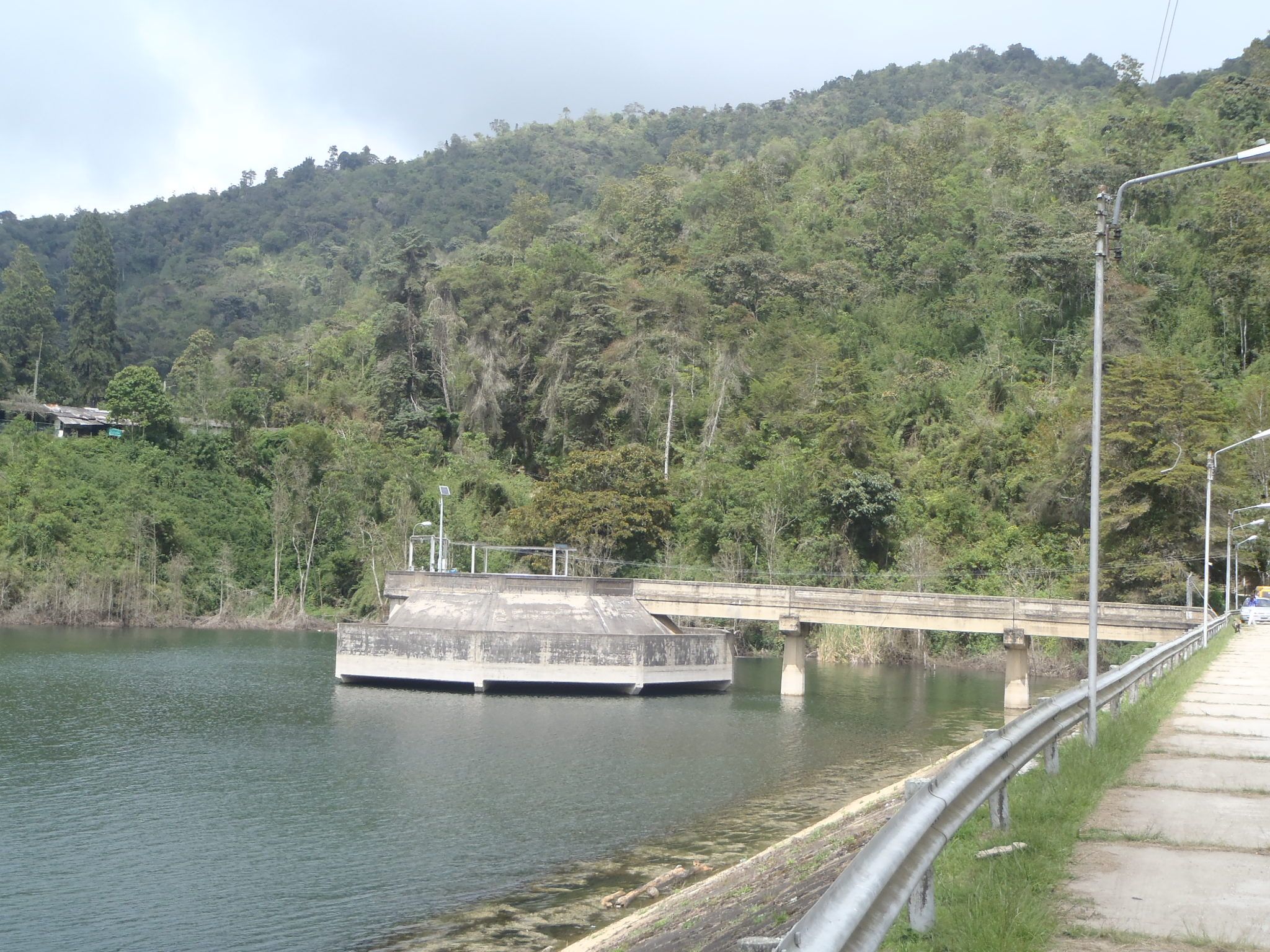 Embalse Agua Fría, por Dayana Urbina