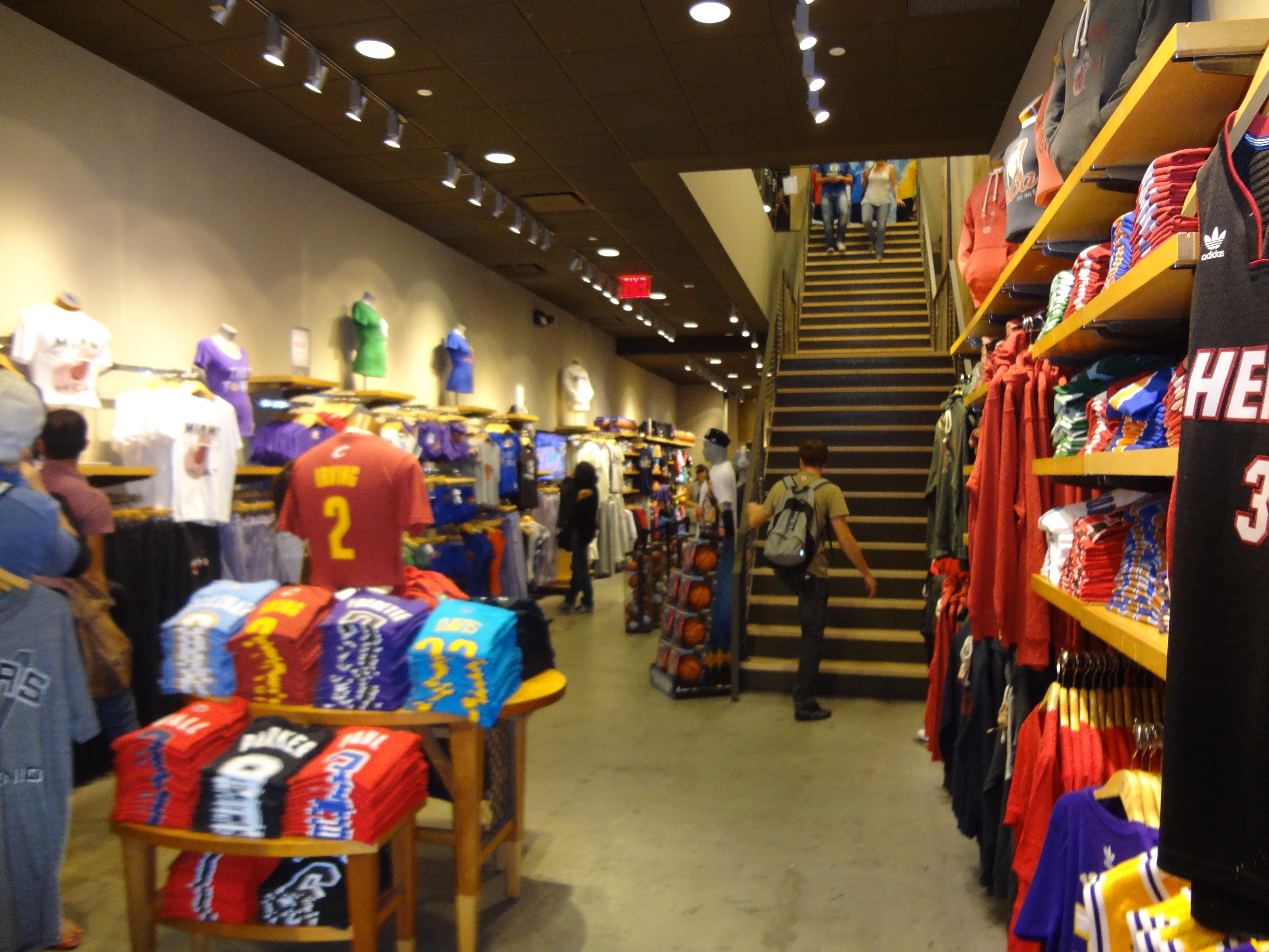 La NBA Store abre sus puertas a México – Valor Deportivo