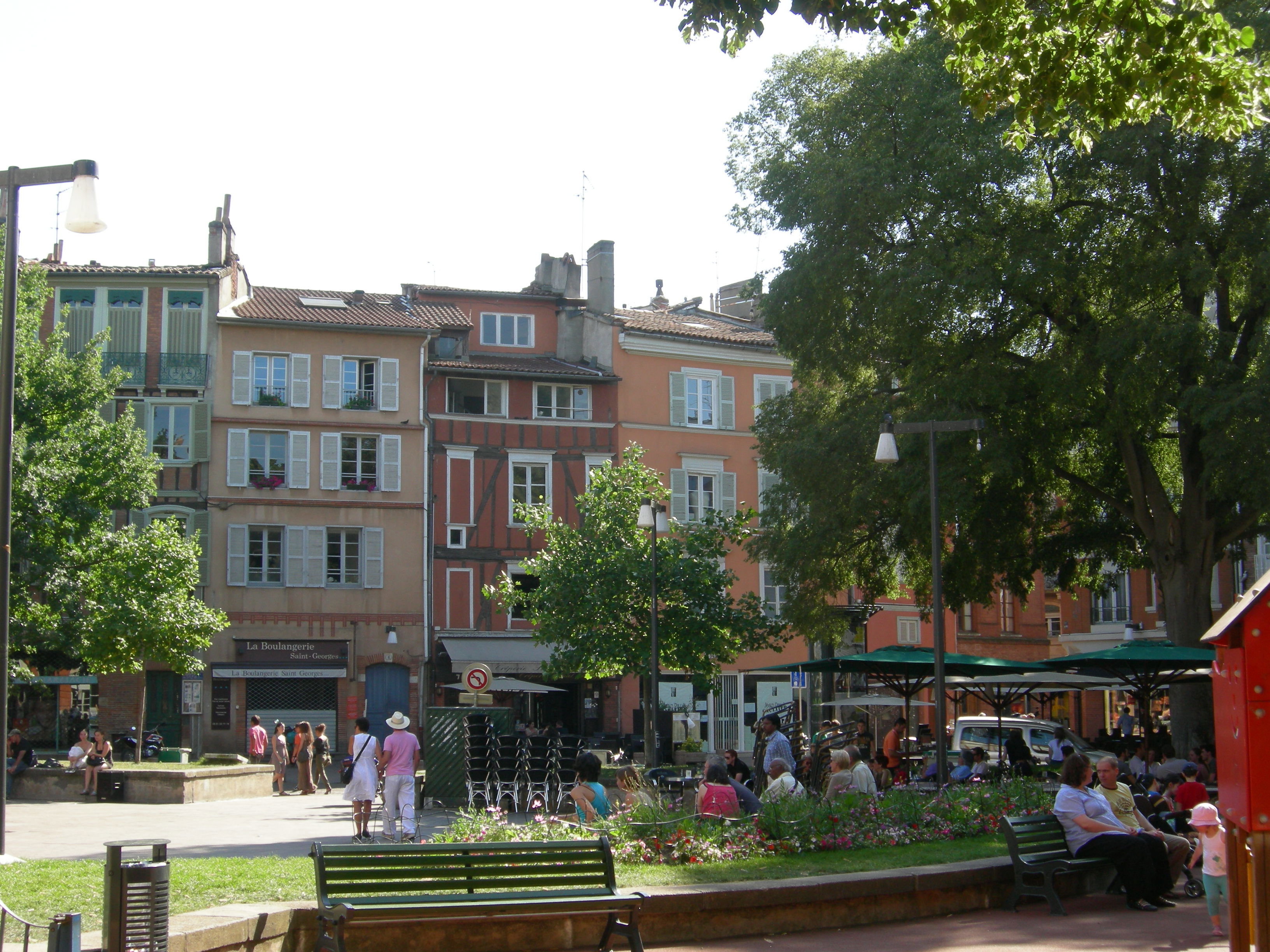 Plaza Saint-Georges, por Alessandra Consonni