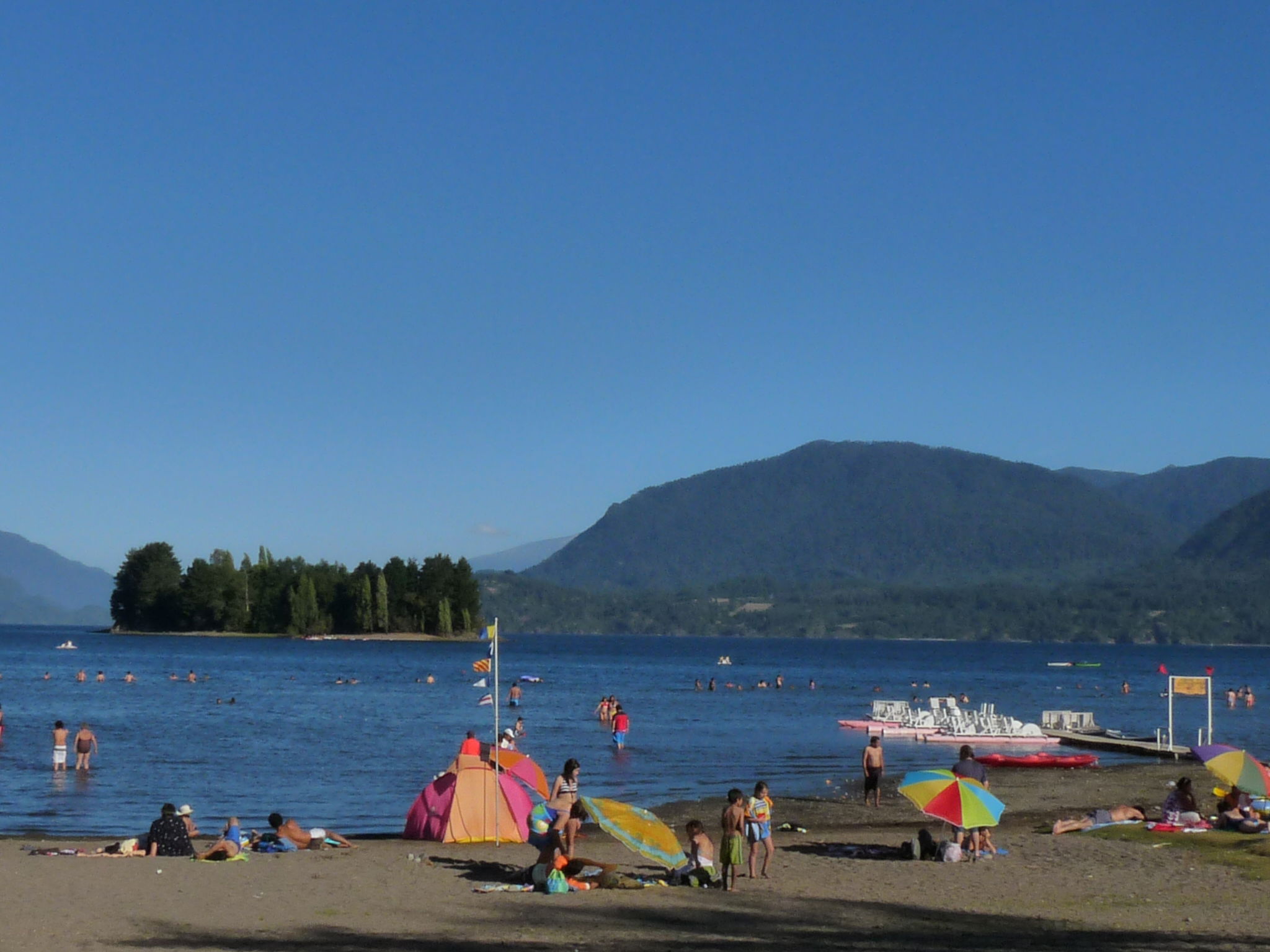 Playa Chauquen - Lago Panguipulli, por Pablo Olivera 