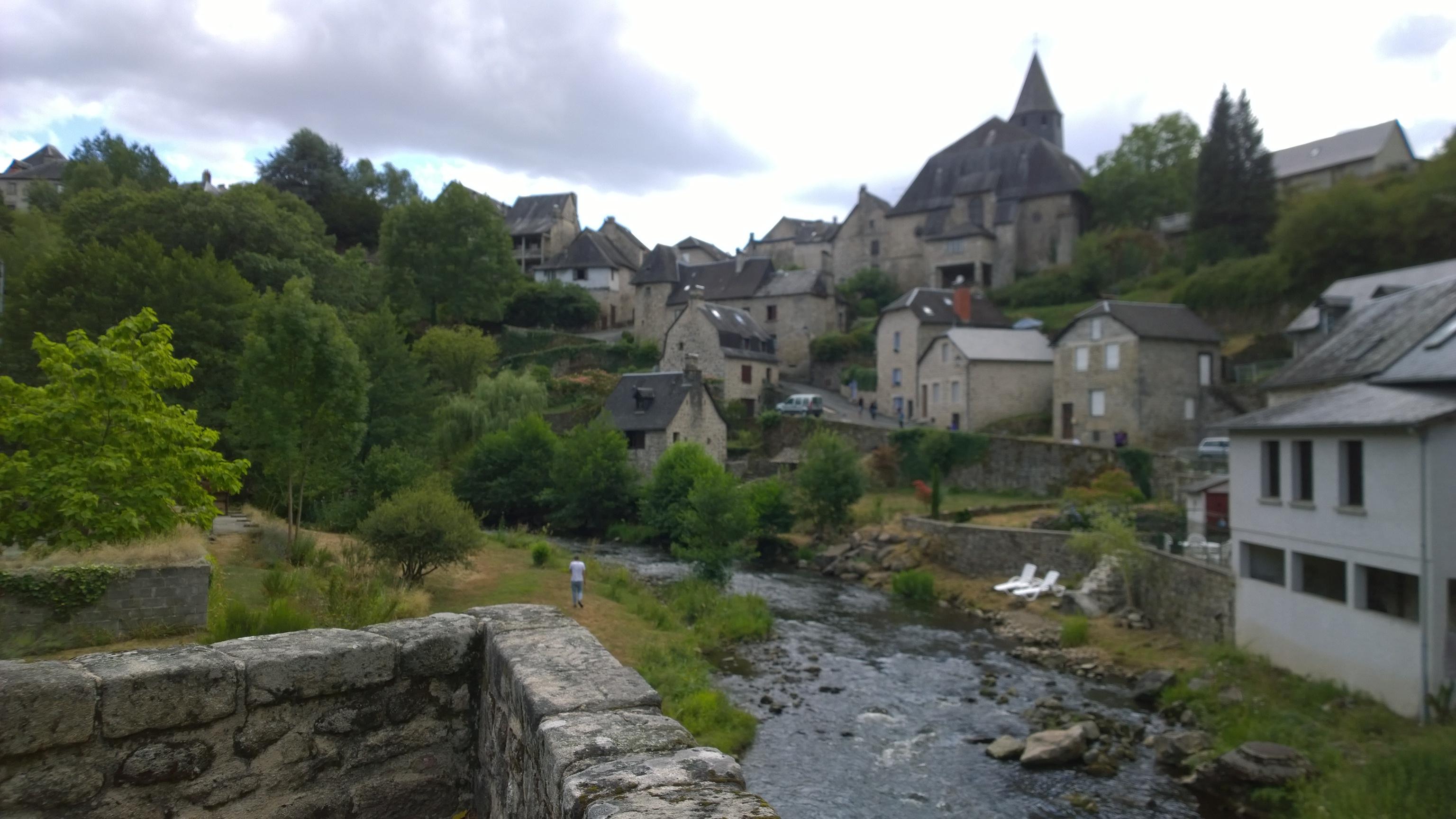 Vieux-Pont de Treignac, por Mikaël Dupuy Le Bourdellès