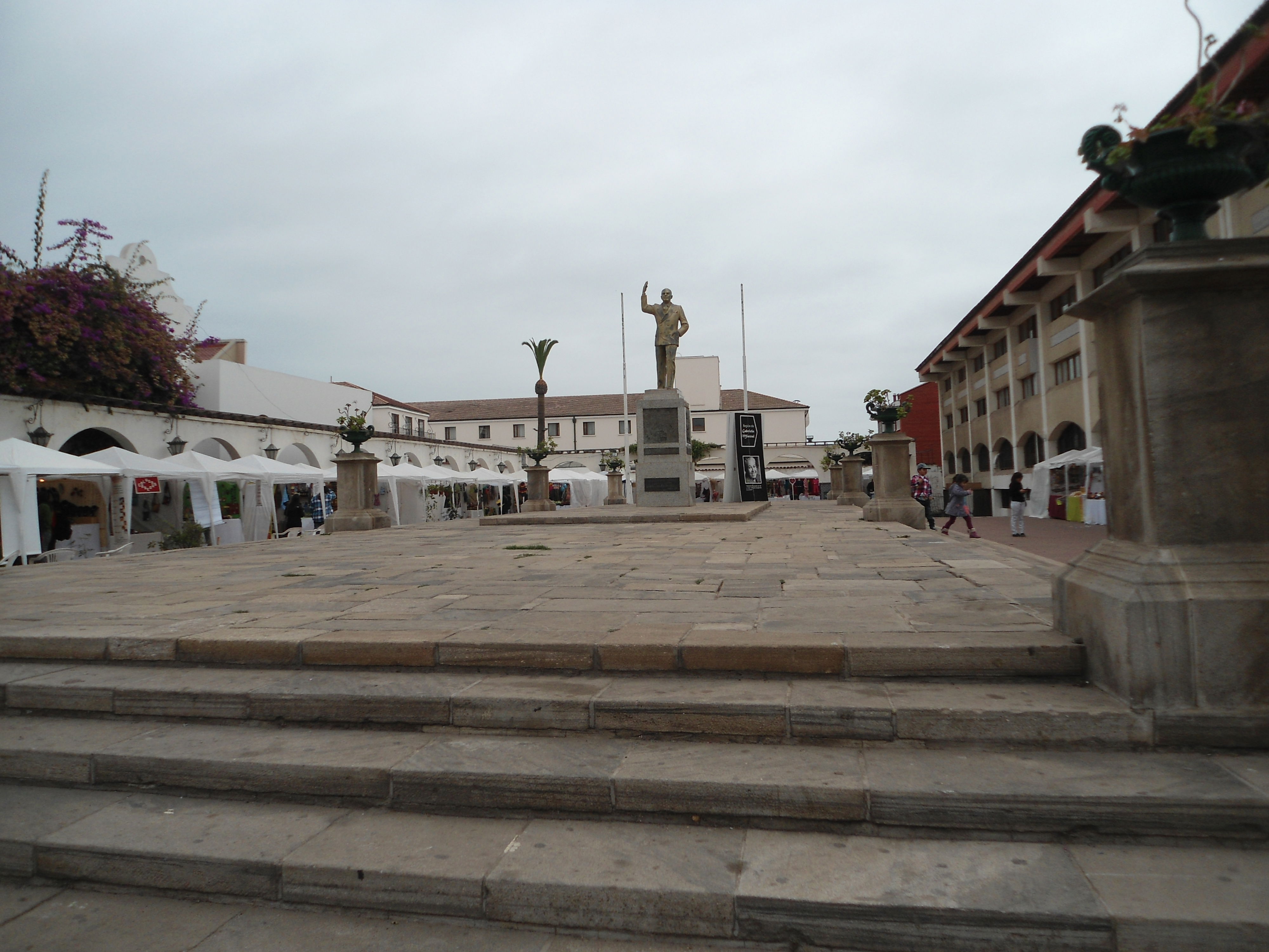 Plaza Gabriel Gonzales Videla, por Marie & Matt