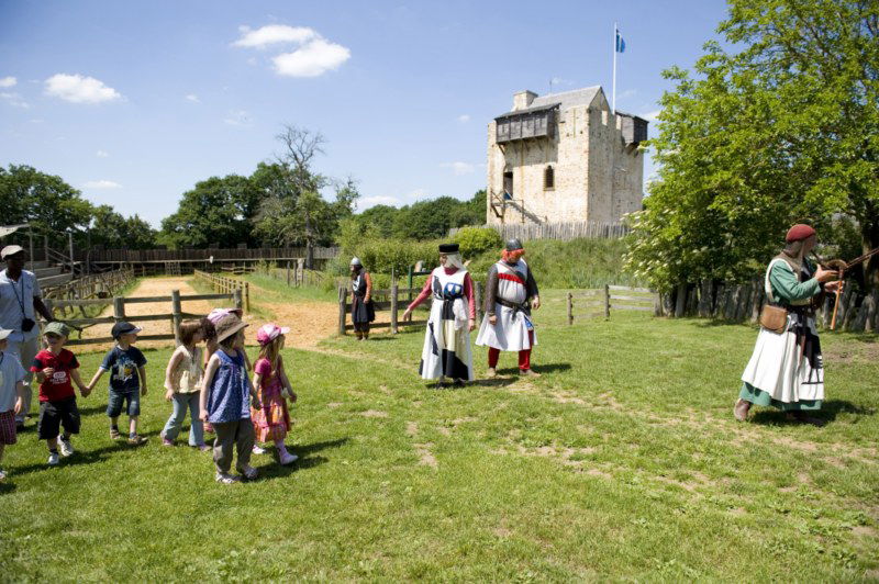 Sainte-Suzanne, por Manon A.