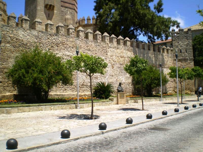 Estatua de Alfonso X el Sabio, por El Viajero