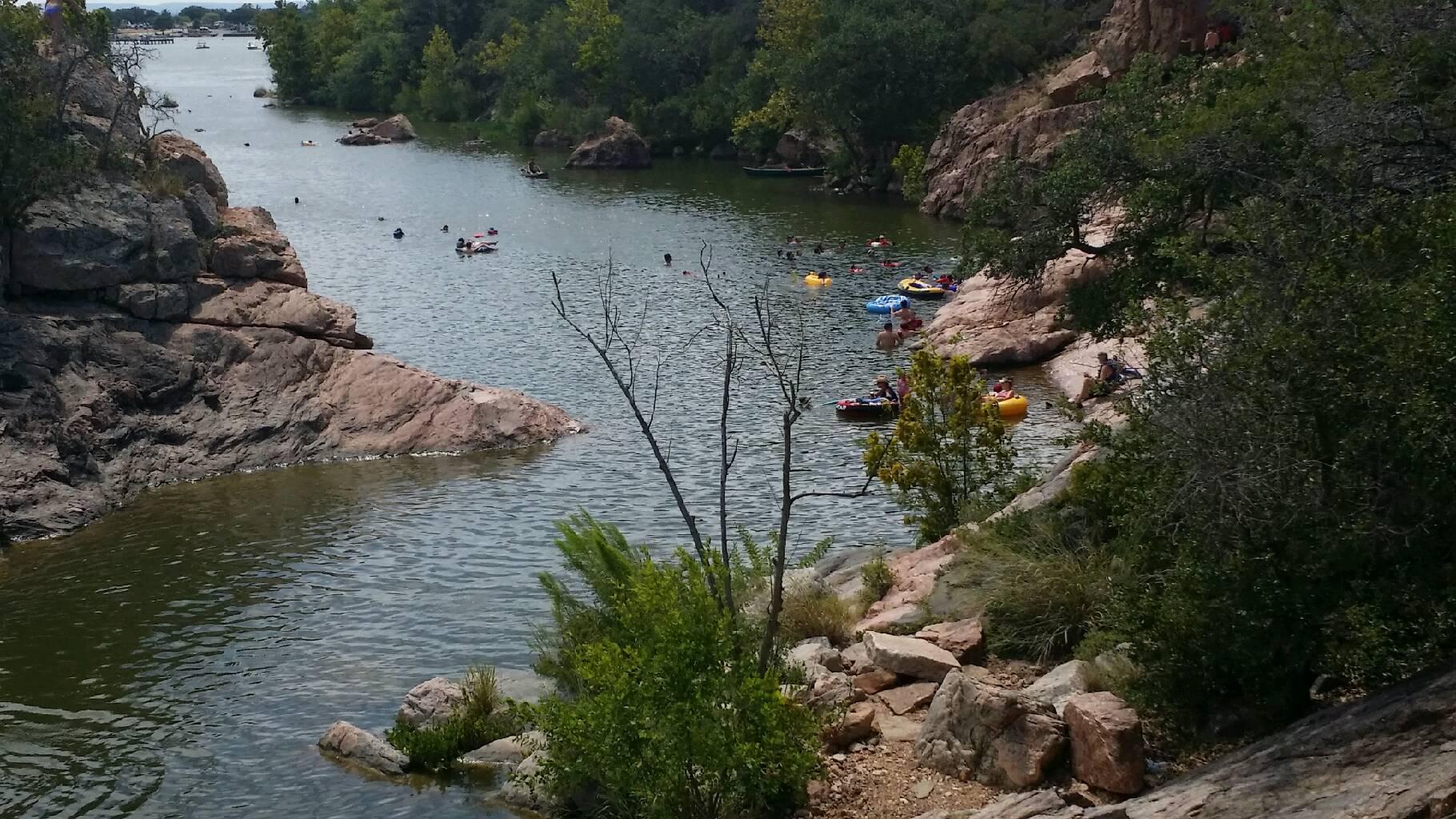 Inks Lake State Park, por Kevin Vogl