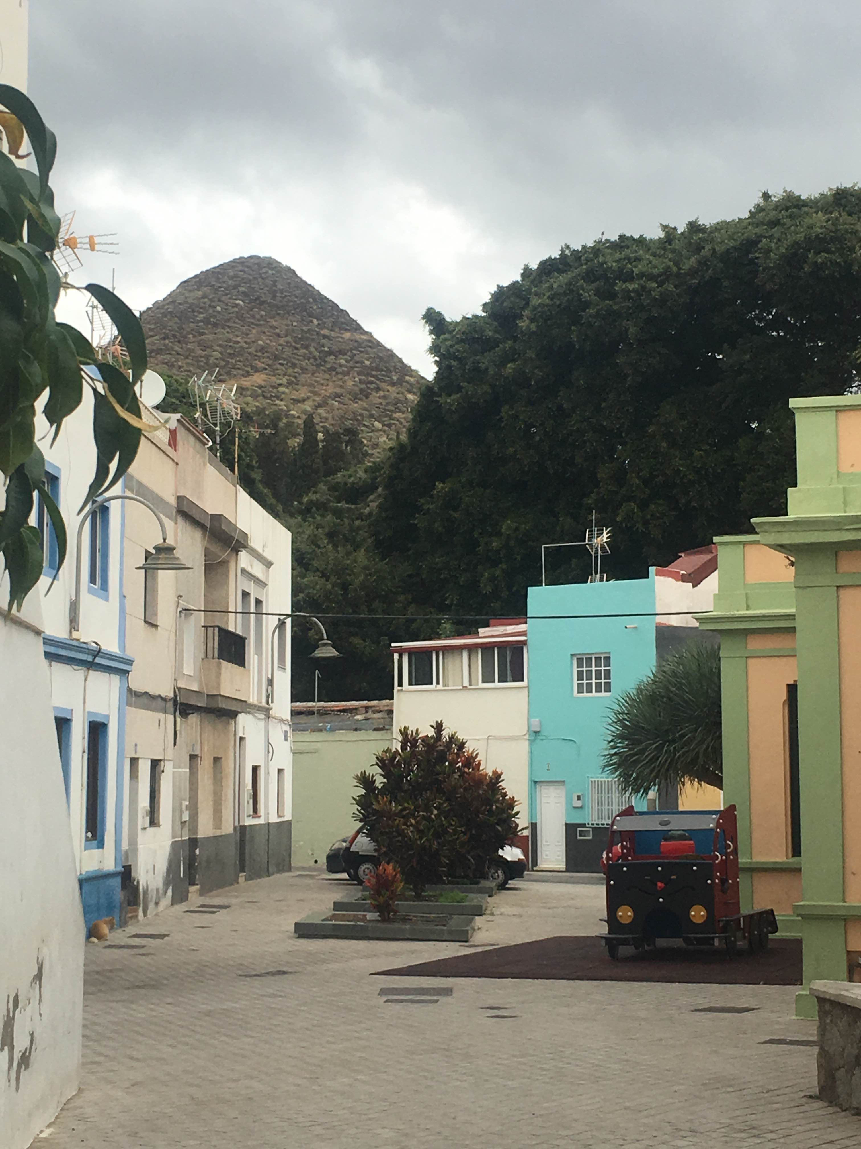 Descubre los encantos de los pueblos en Las Teresitas y su entorno