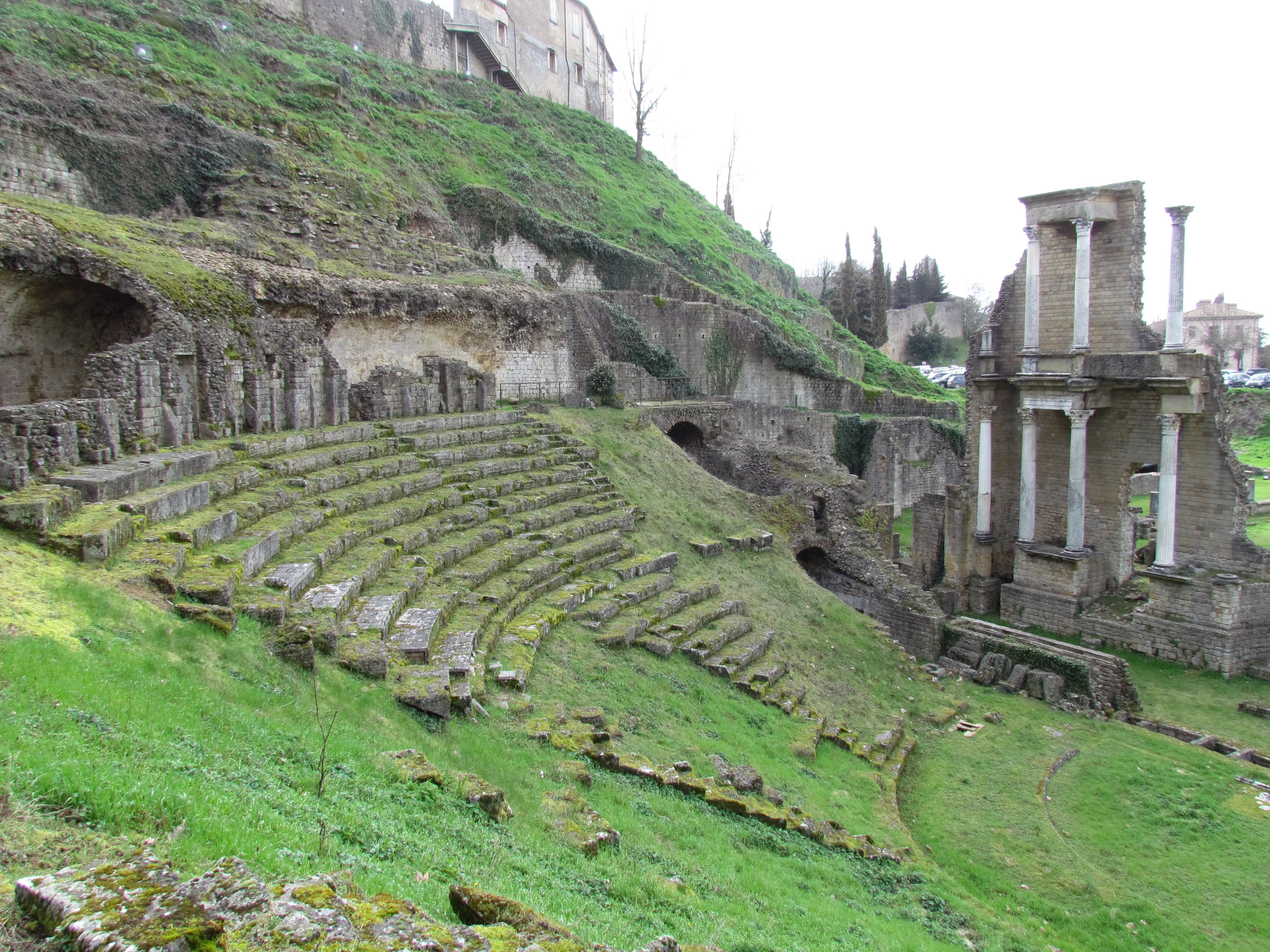 Teatro Romano de Volterra, por cycle-travels 