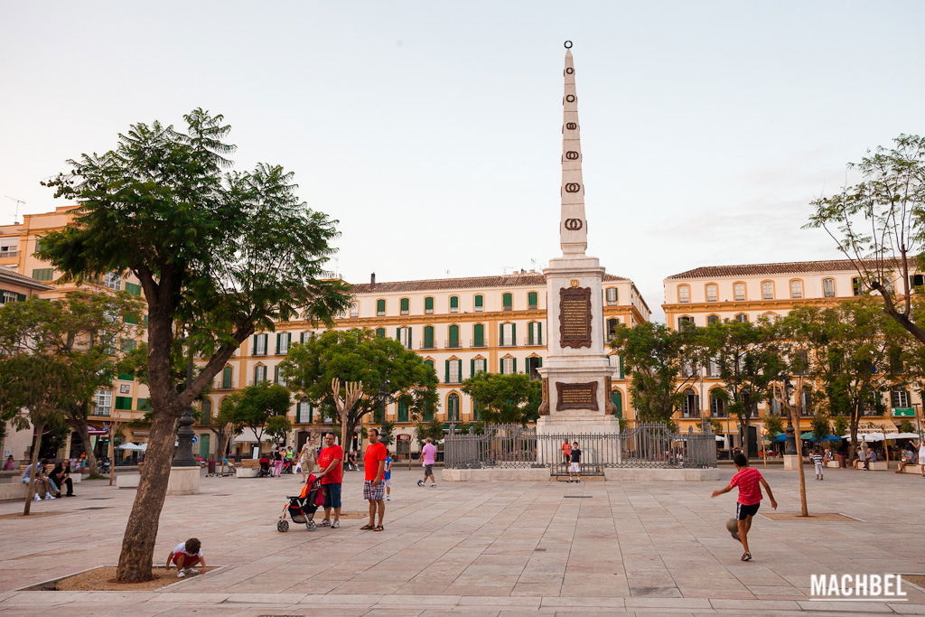 Plaza de la Merced, por Víctor Gómez - machbel