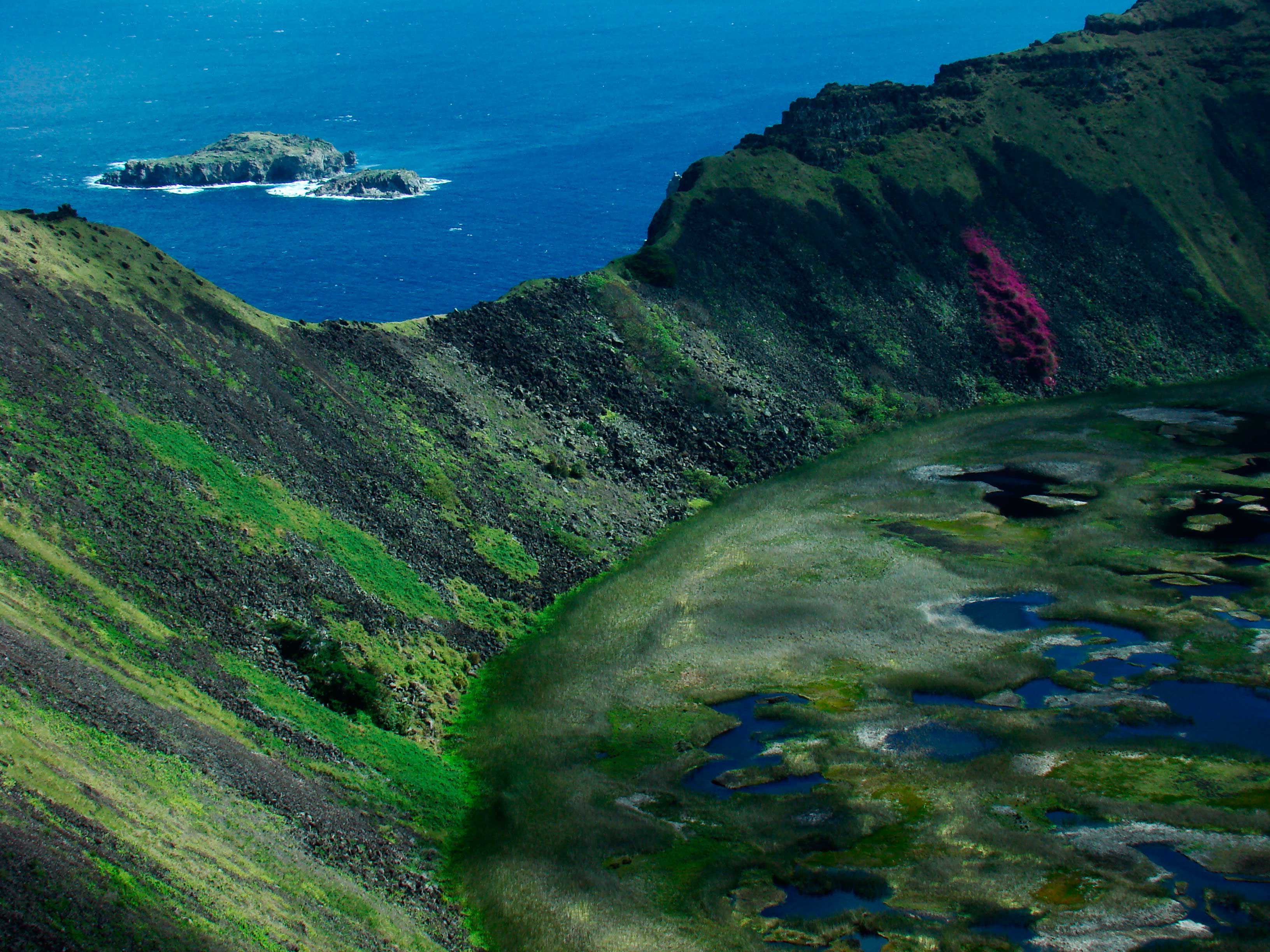 Volcan Rano Kau, por Ricardo Jara