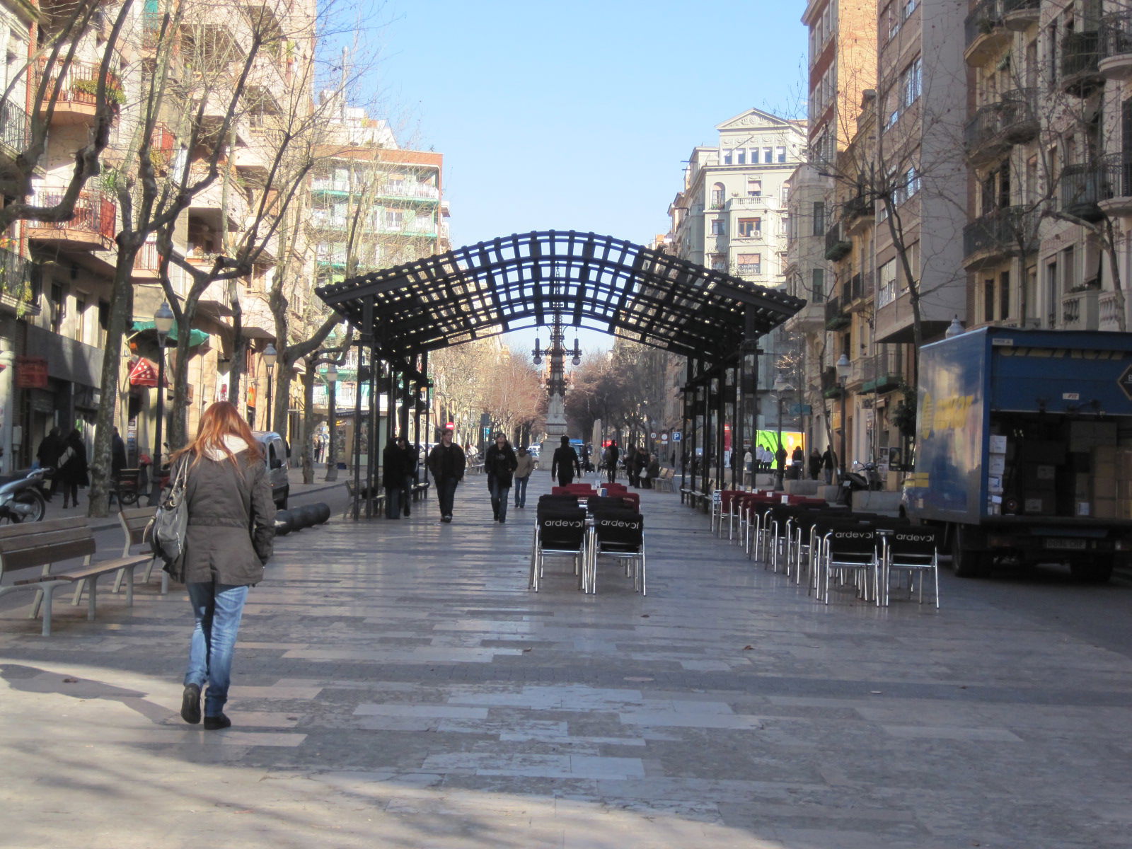 Avenida Gaudí, por Jano Montano
