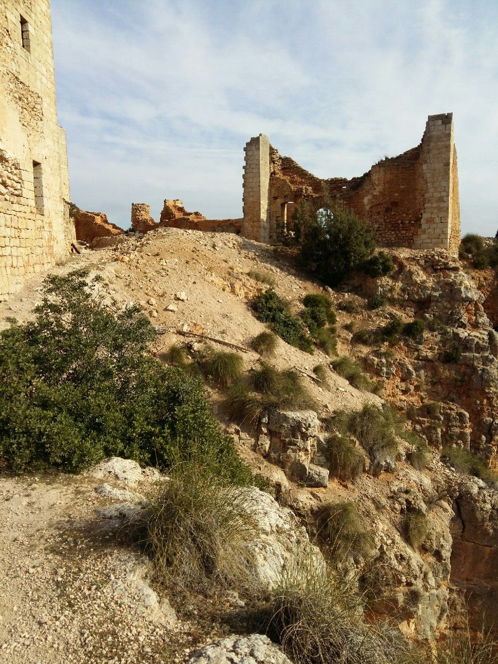 Castillo de Chirel, por Julia Martinez Castillo