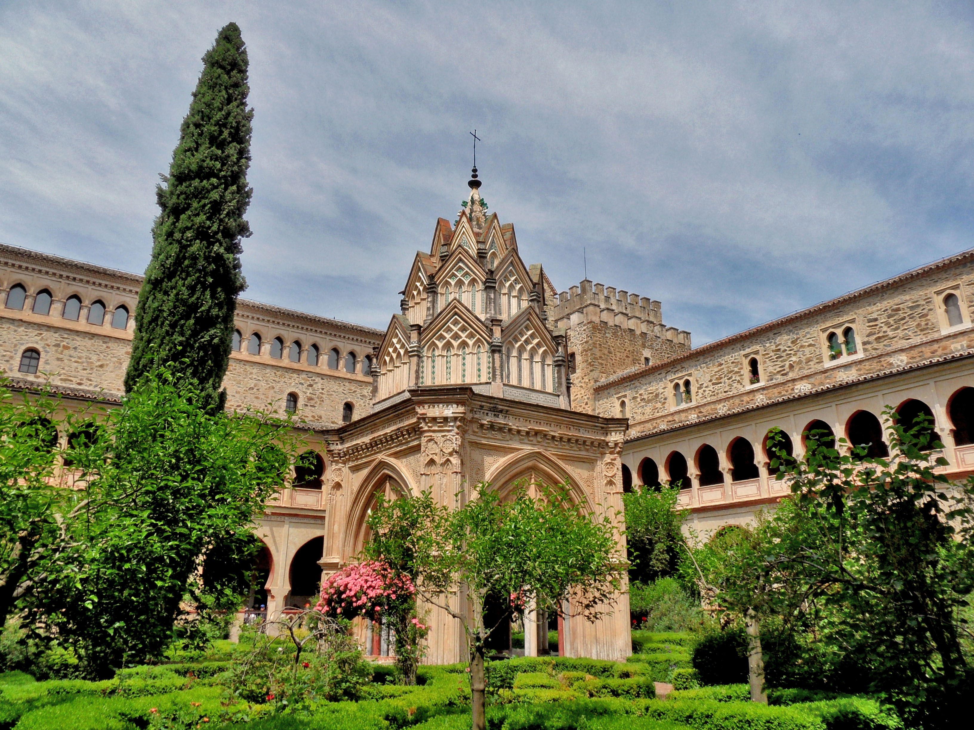 Claustro y Templete mudéjar, por Dónde vamos Eva