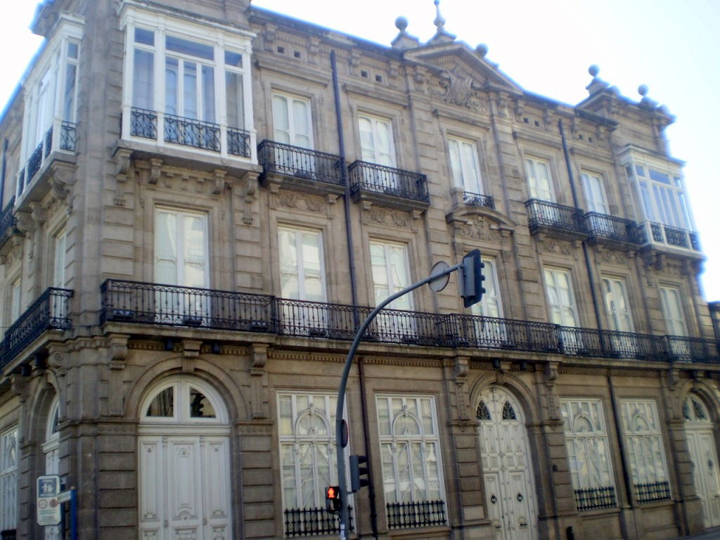 Edificio Simeón - Centro Cultural de la Diputación - Museo del Tren, por Lala