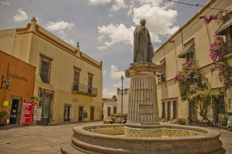 Calle Luis Pasteur, por Sebastian Muñoz