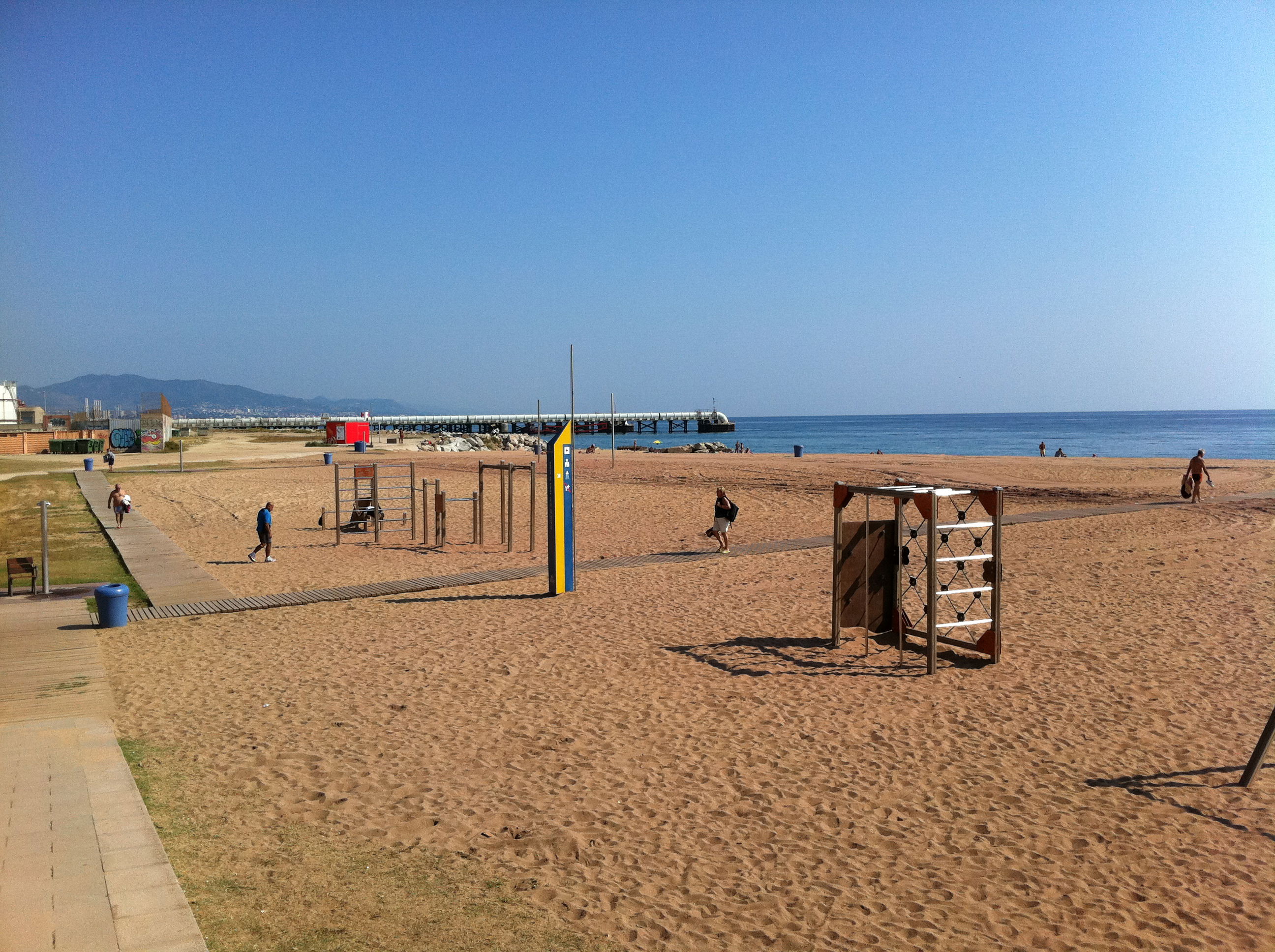 Playa de Sant Adrià del Besòs, por Héctor mibauldeblogs.com