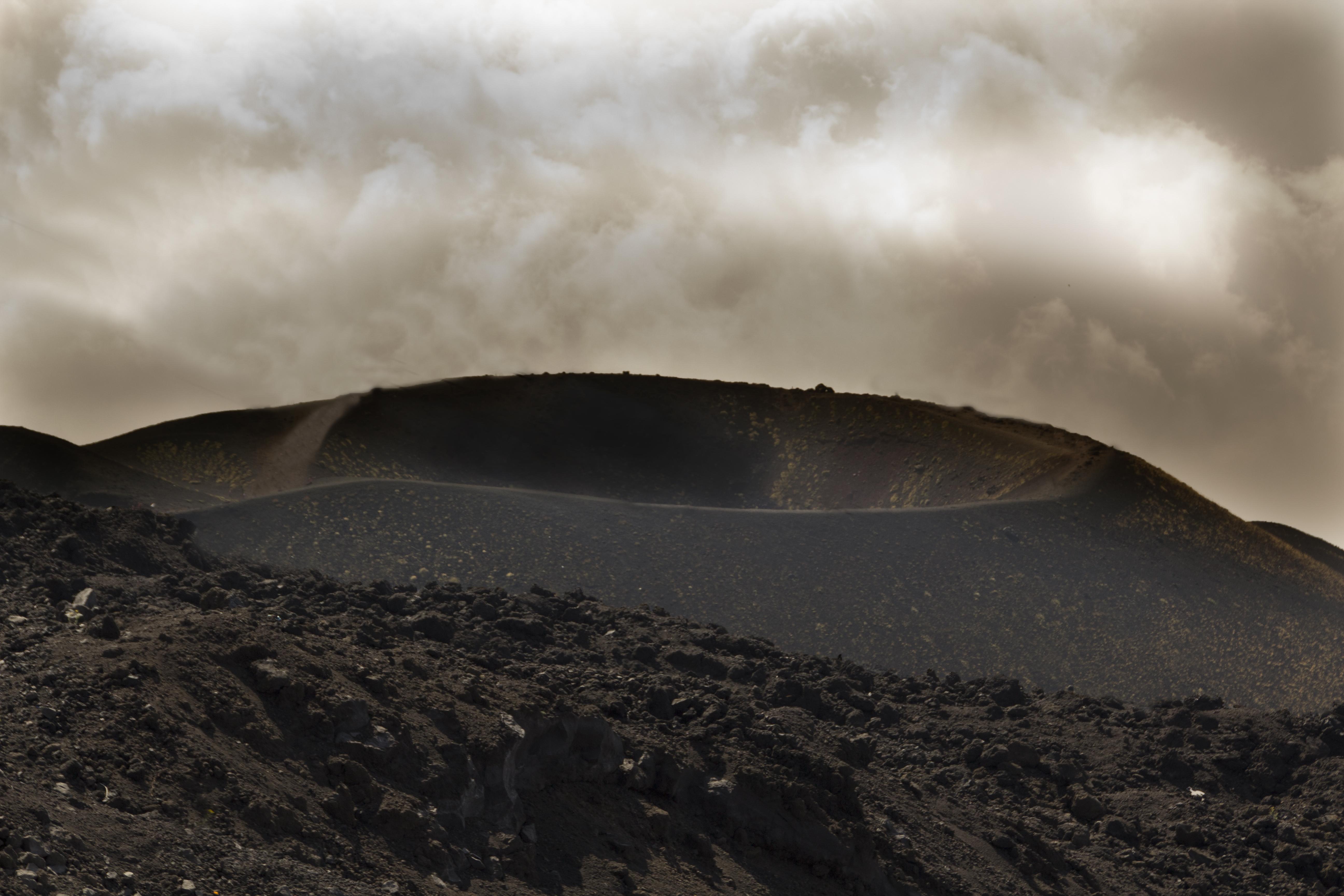 Volcanes en las costas de Italia: un viaje hacia la tierra de fuego