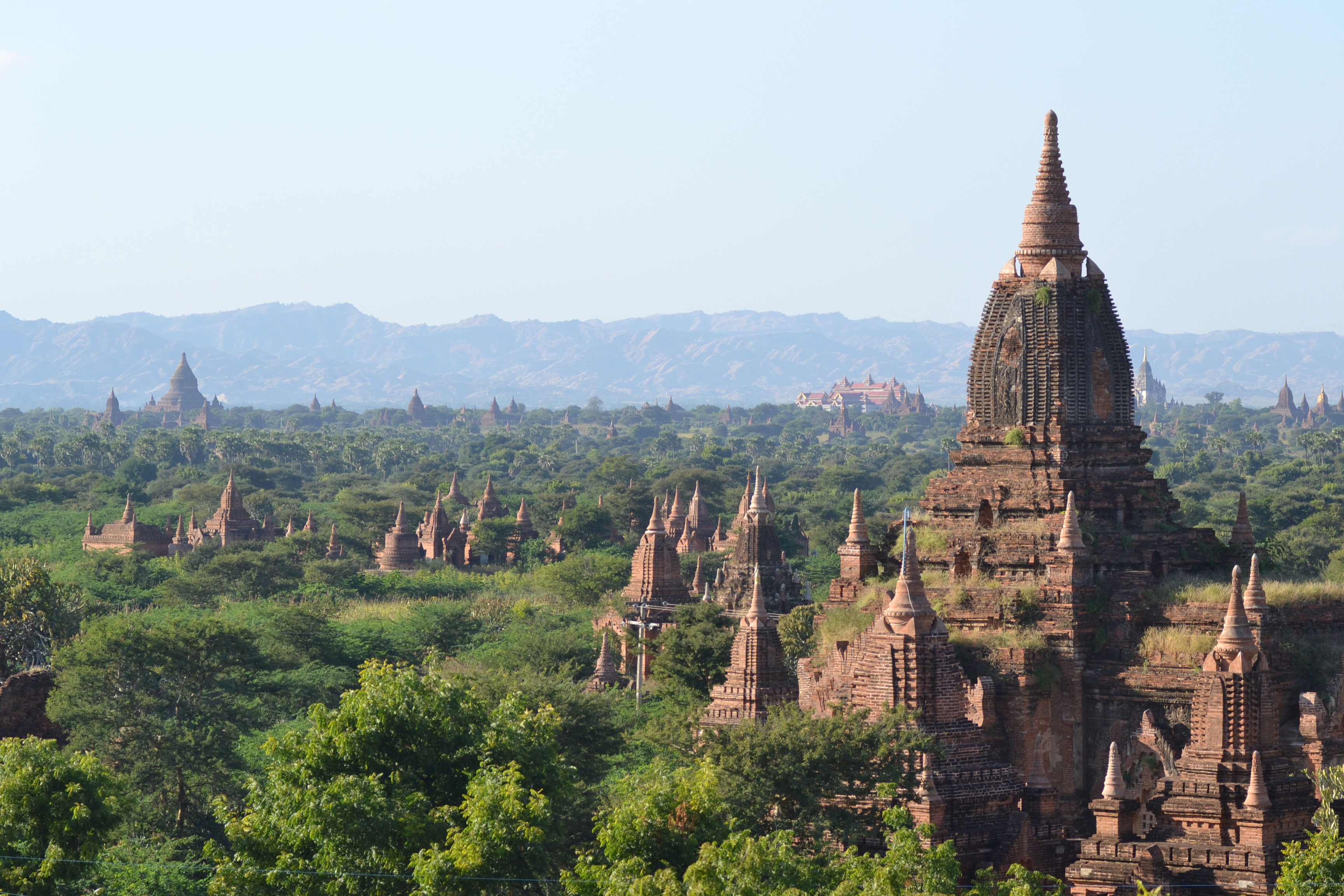 Pagoda Dhammayazika, por France Dutertre