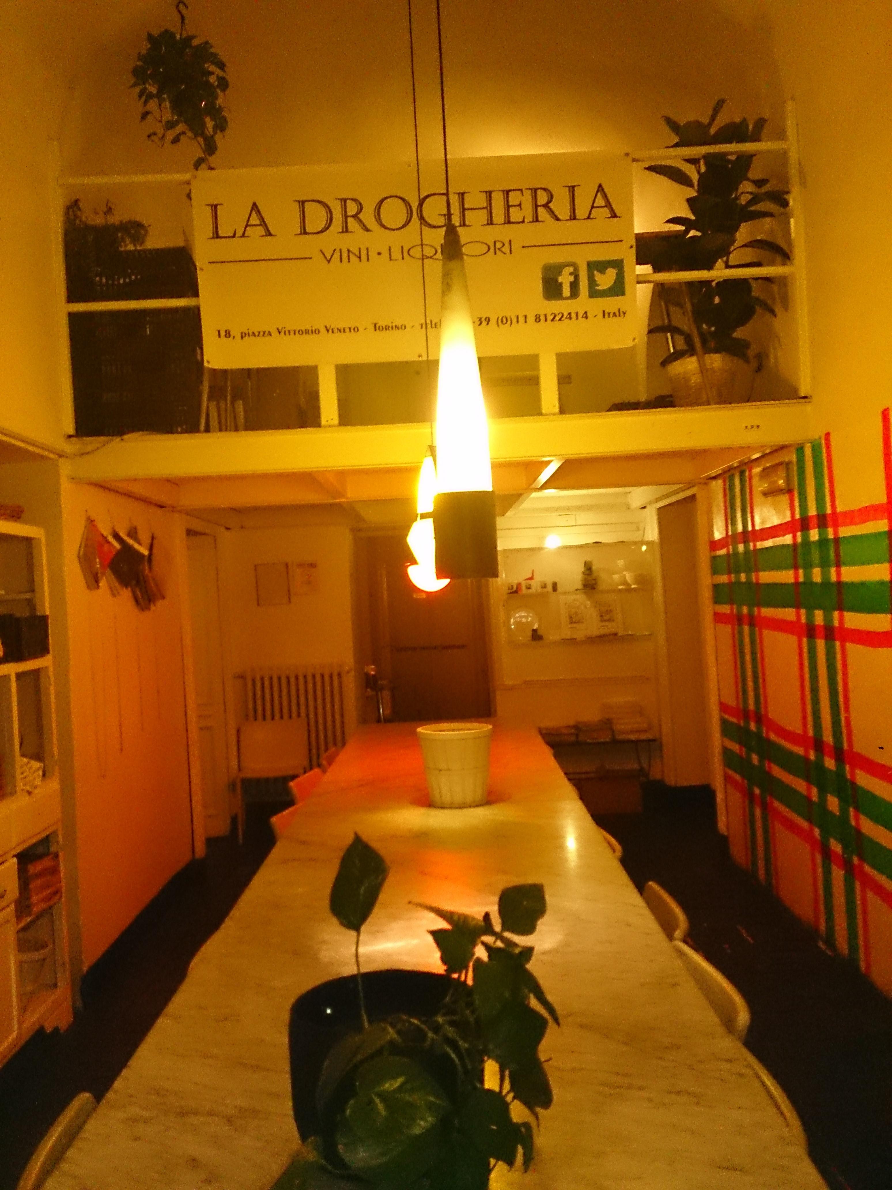 La Drogheria, por Marie & Matt