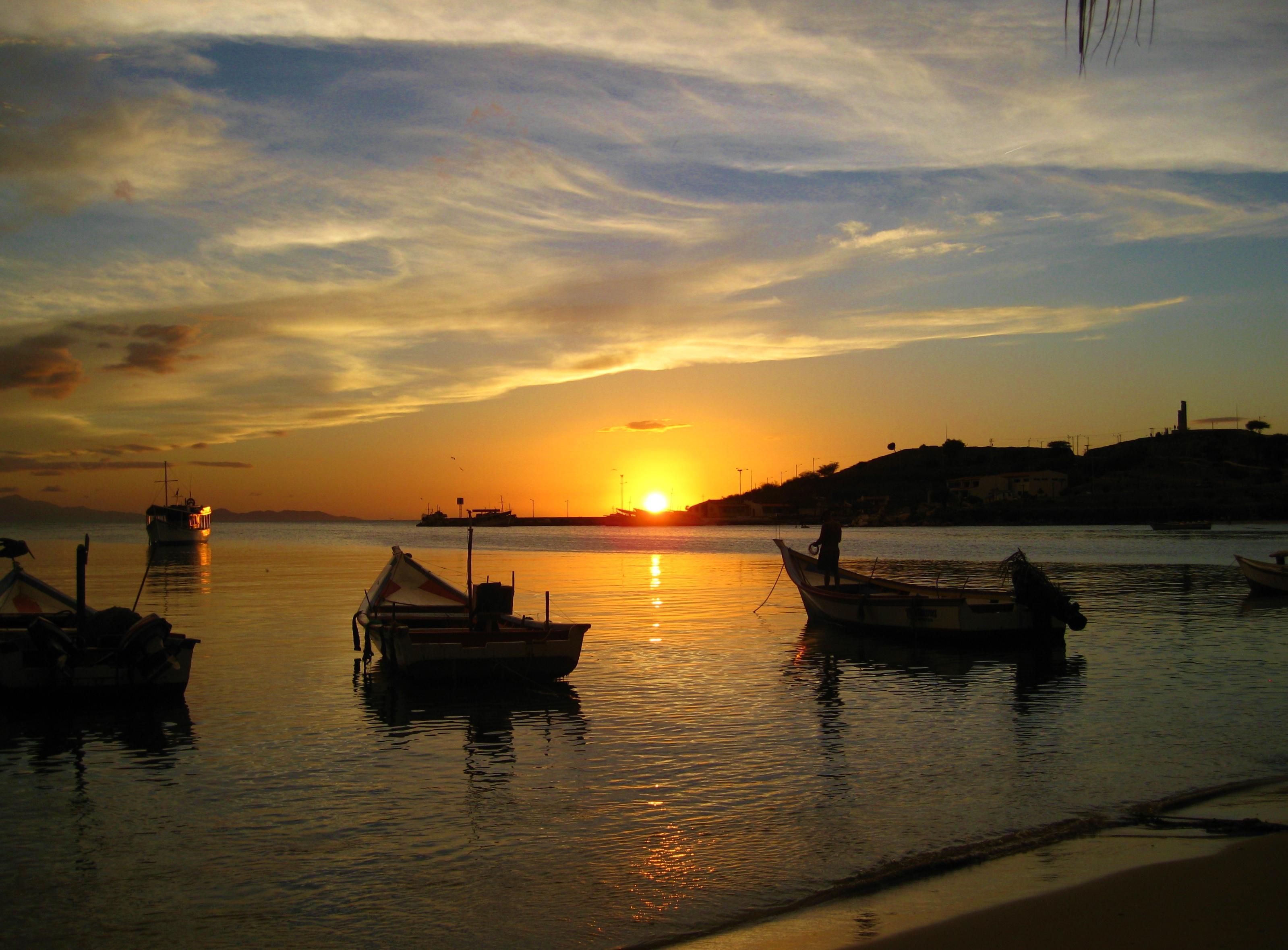 Bahia de Pescadores, por Carlos J. Maldonado