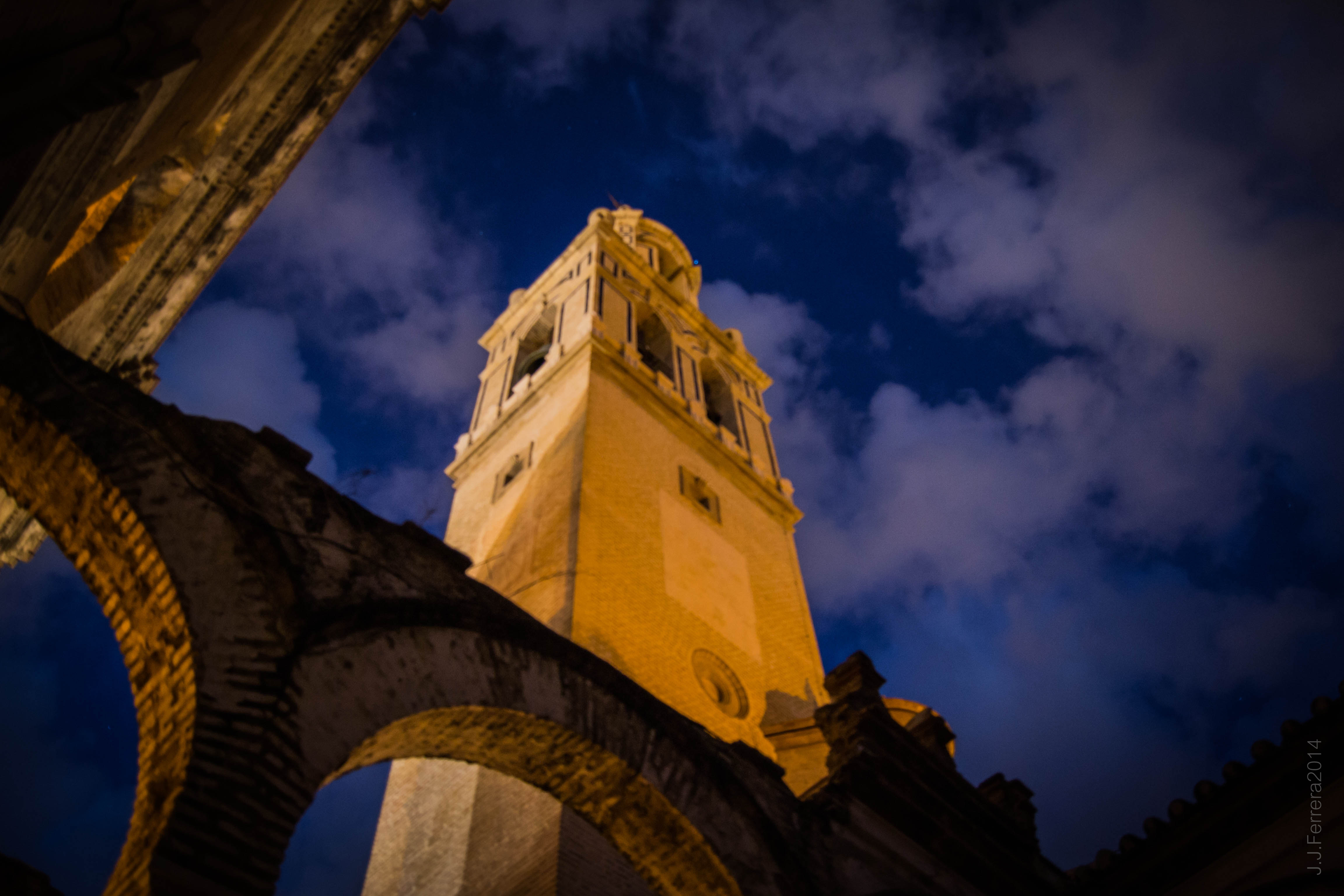 Iglesia Mayor de la Santa Cruz, por Juan Ferrera