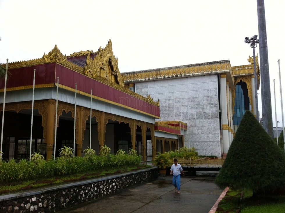 Aeropuerto Yangon, por Juan Carlos Milena