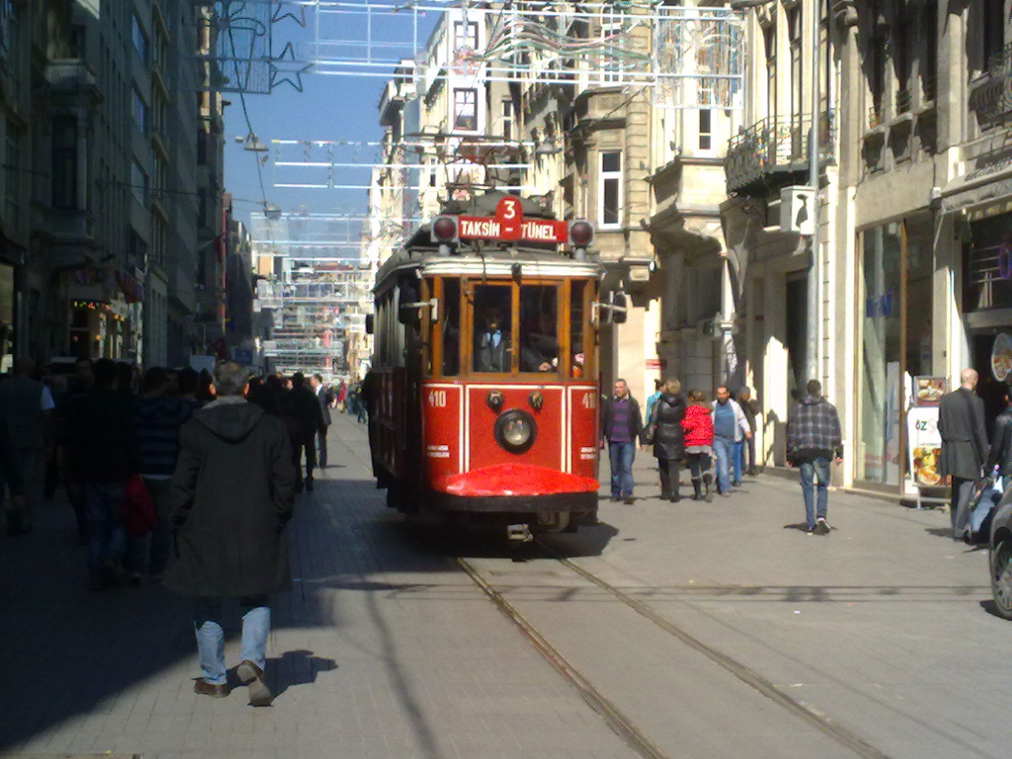 Istiklal Caddesi - Calle Istiklal, por archy