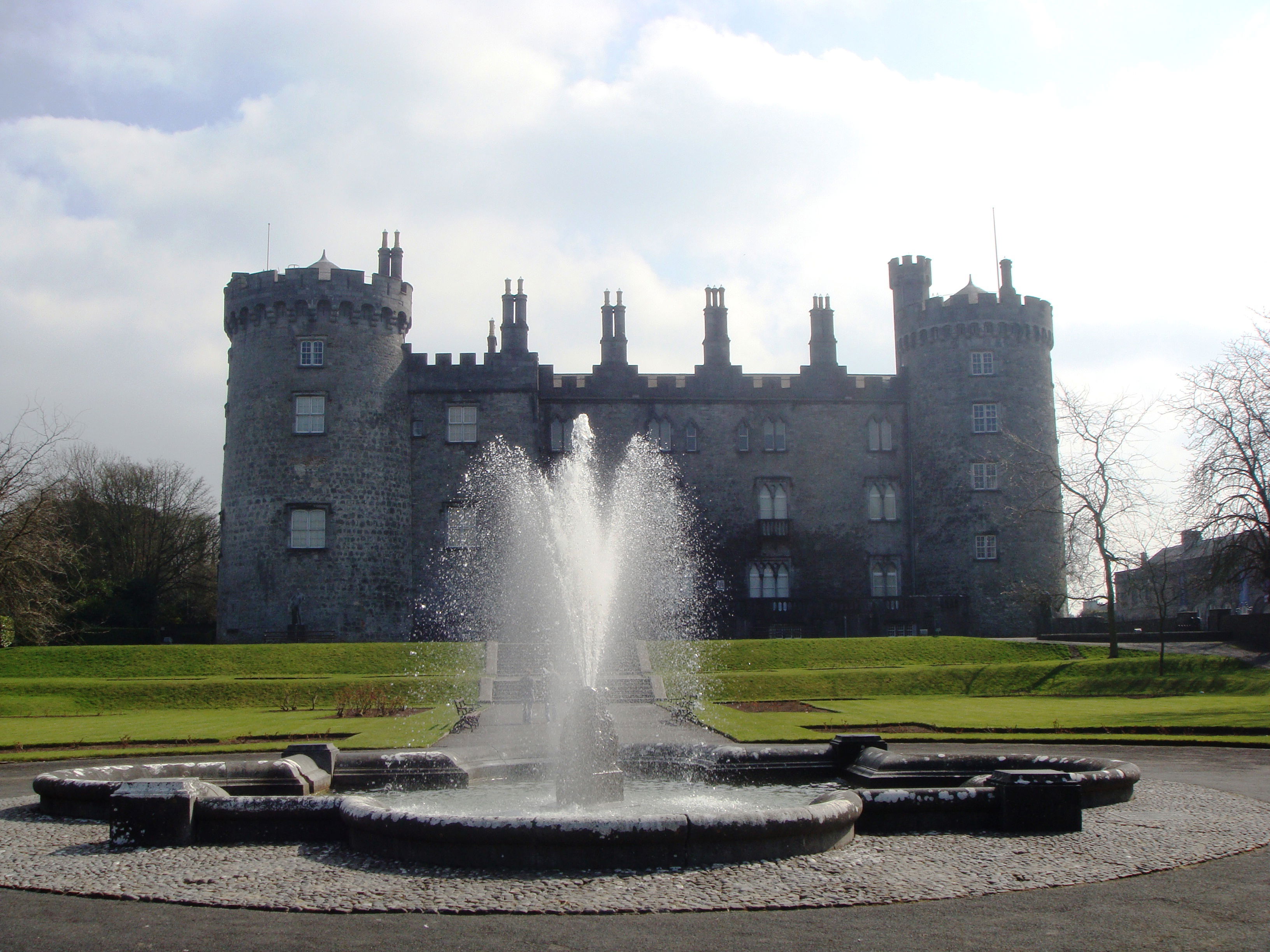 Castillo de Kilkenny, por Rikkupikku