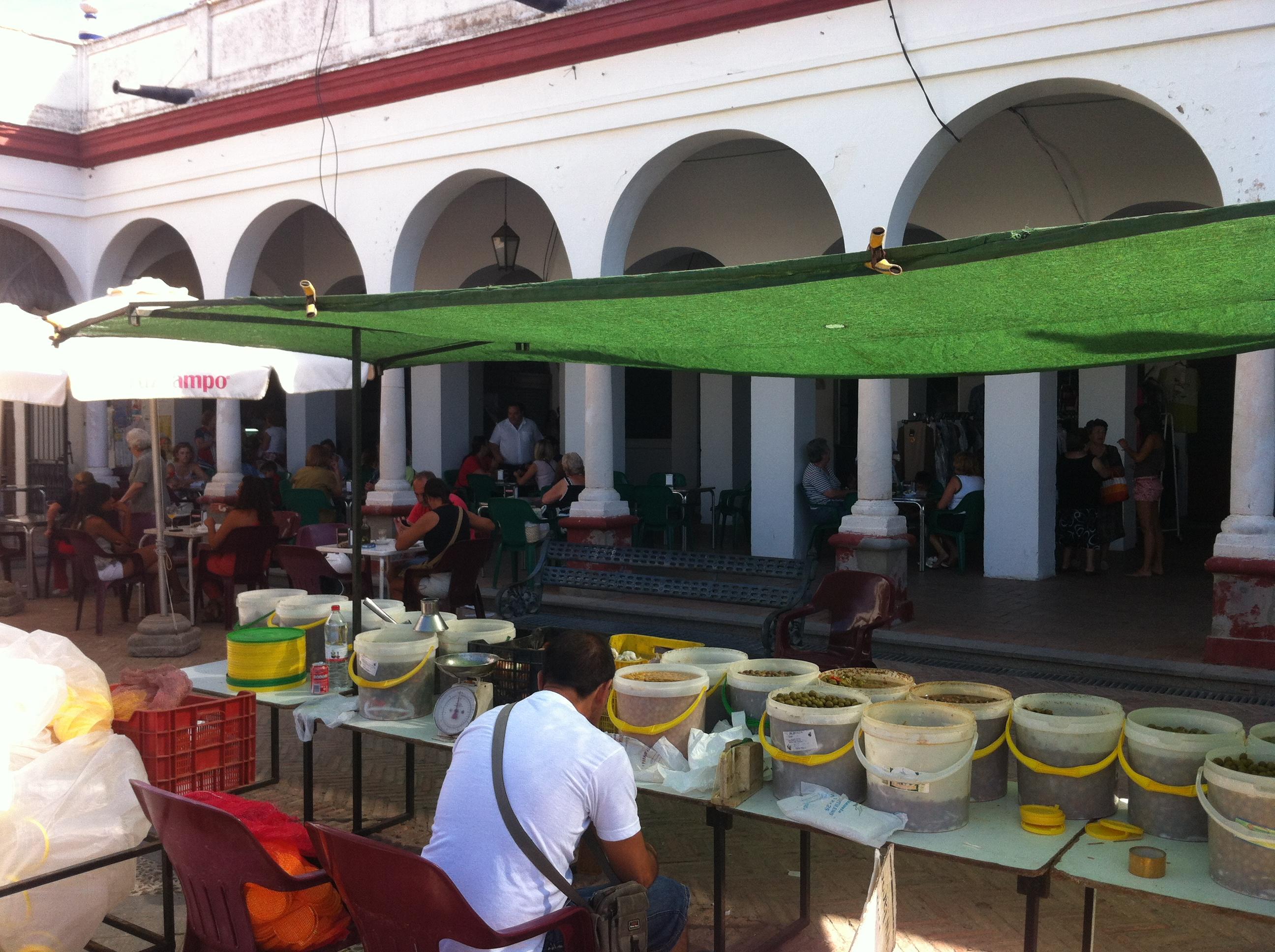 Mercado en Carmona, por Courtney Emerson