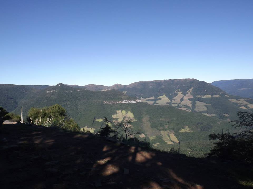 Sierra de Pinto, por Aparecida Ferreira