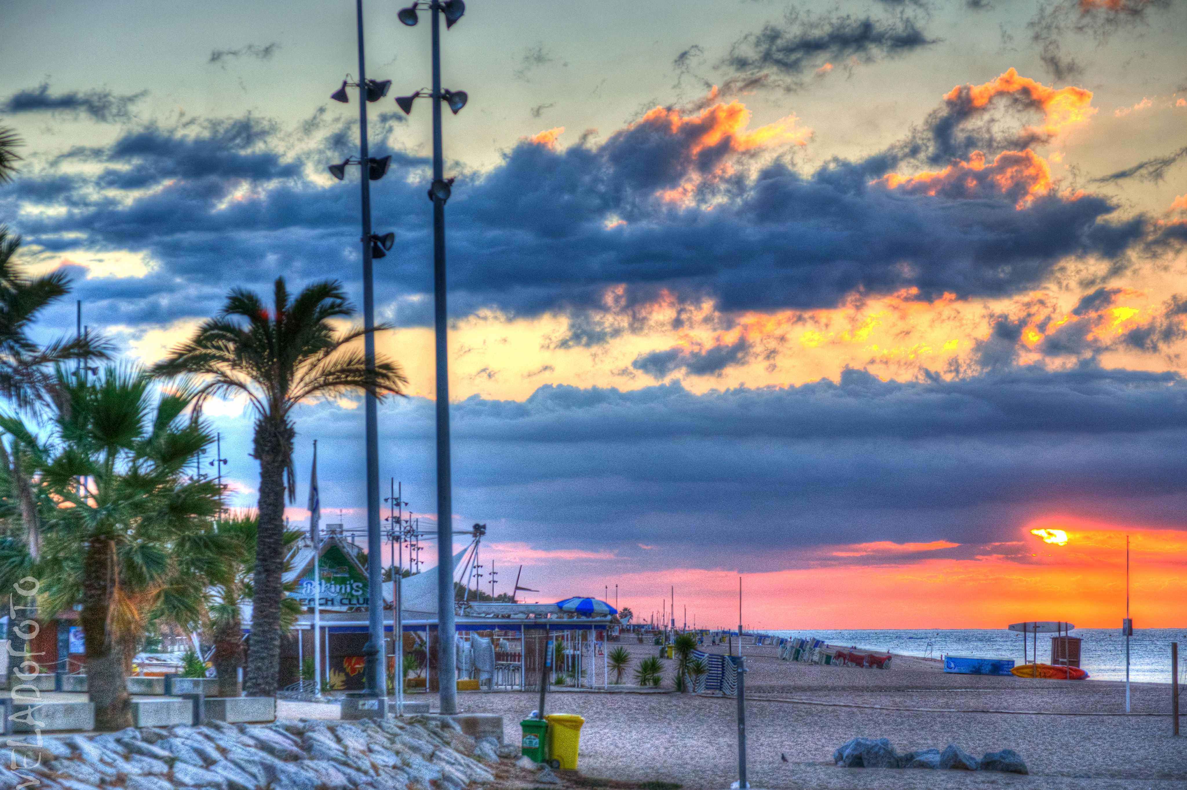 Playas en Calella que te enamorarán y te invitarán a volver