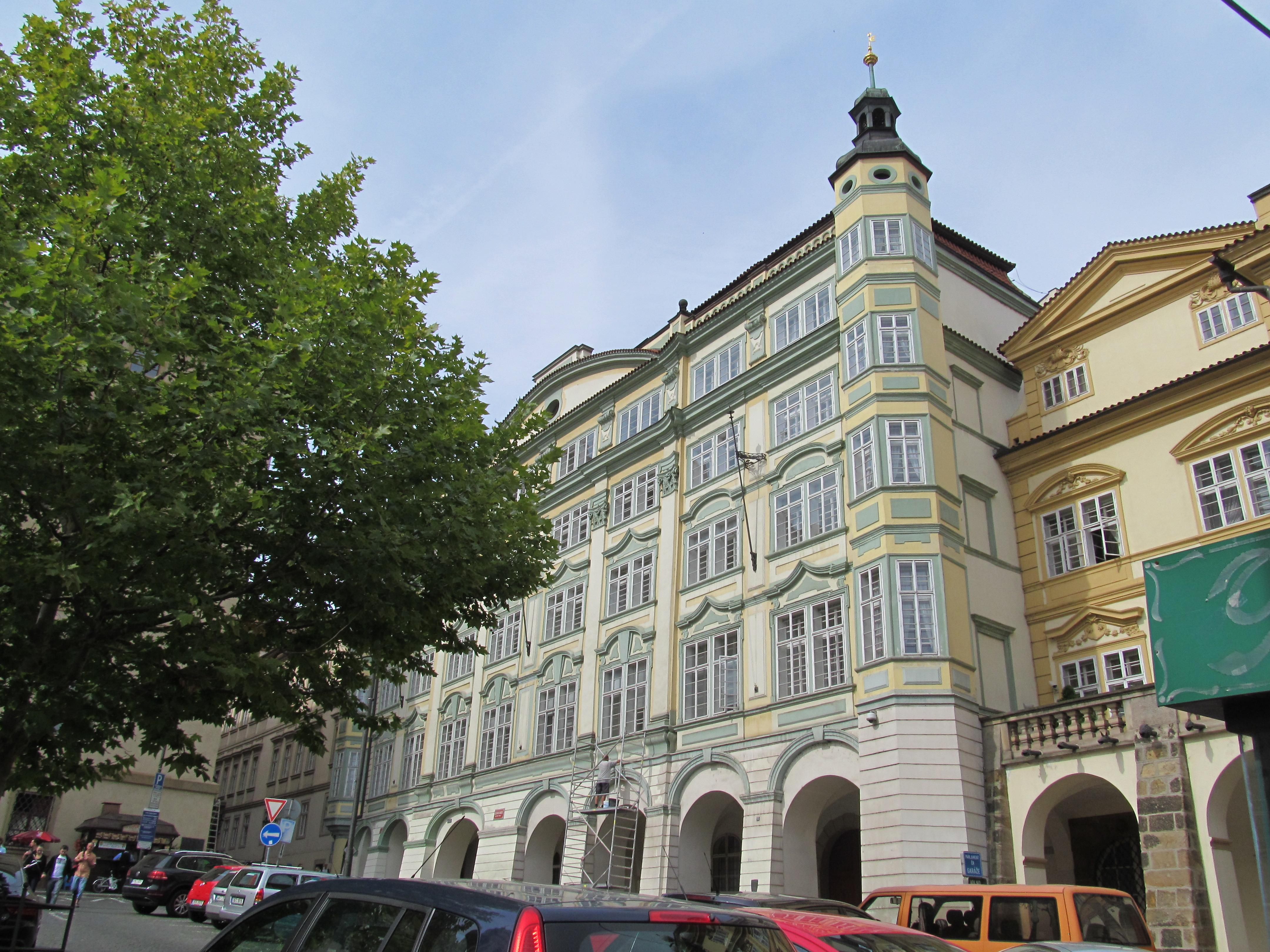 Calles en Praga que cuentan historias y despiertan emociones