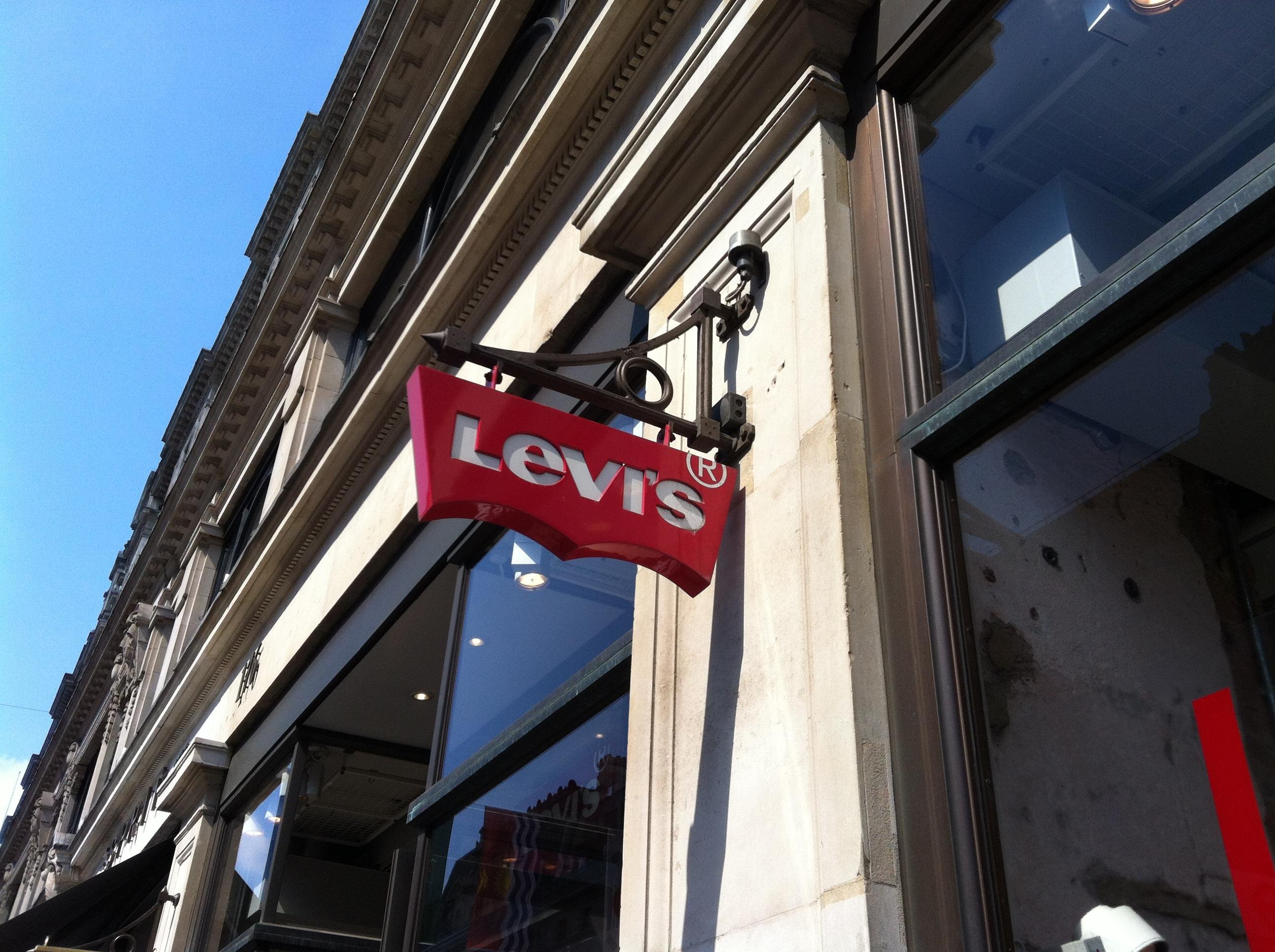 Levi's Store in London: 1 reviews and 2 photos
