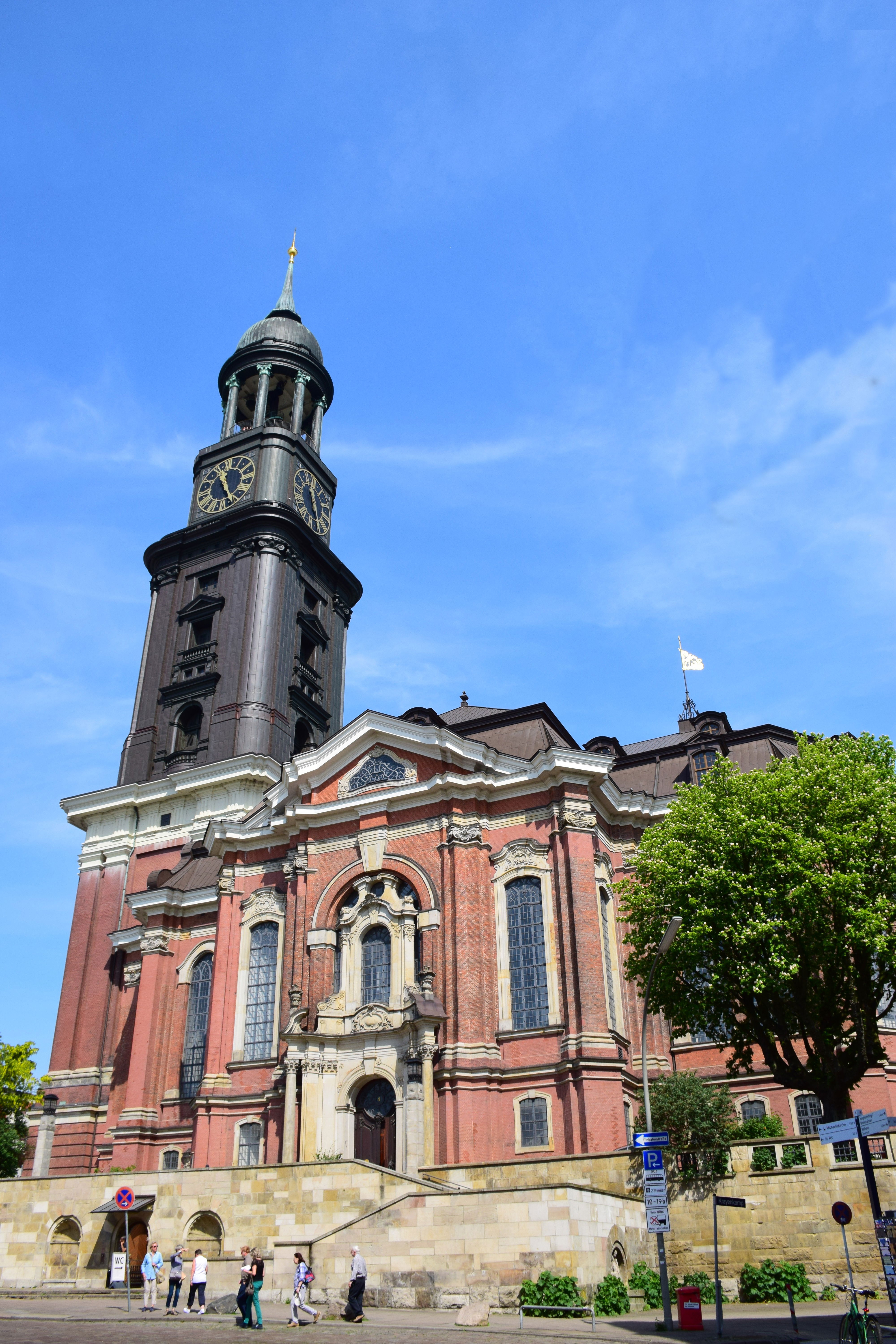 Iglesia de San Miguel - Hauptkirche Saint Michaelis, por Roberto Gonzalez