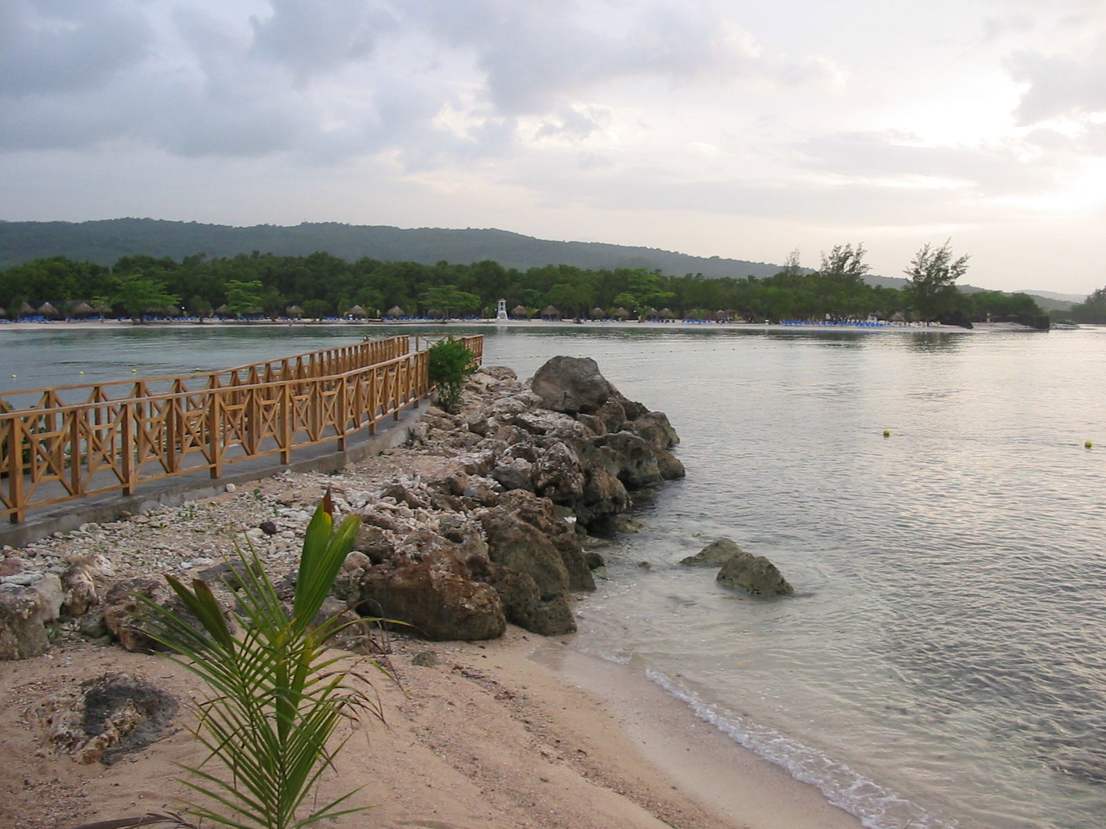 Playa de Runaway Bay, por Olga