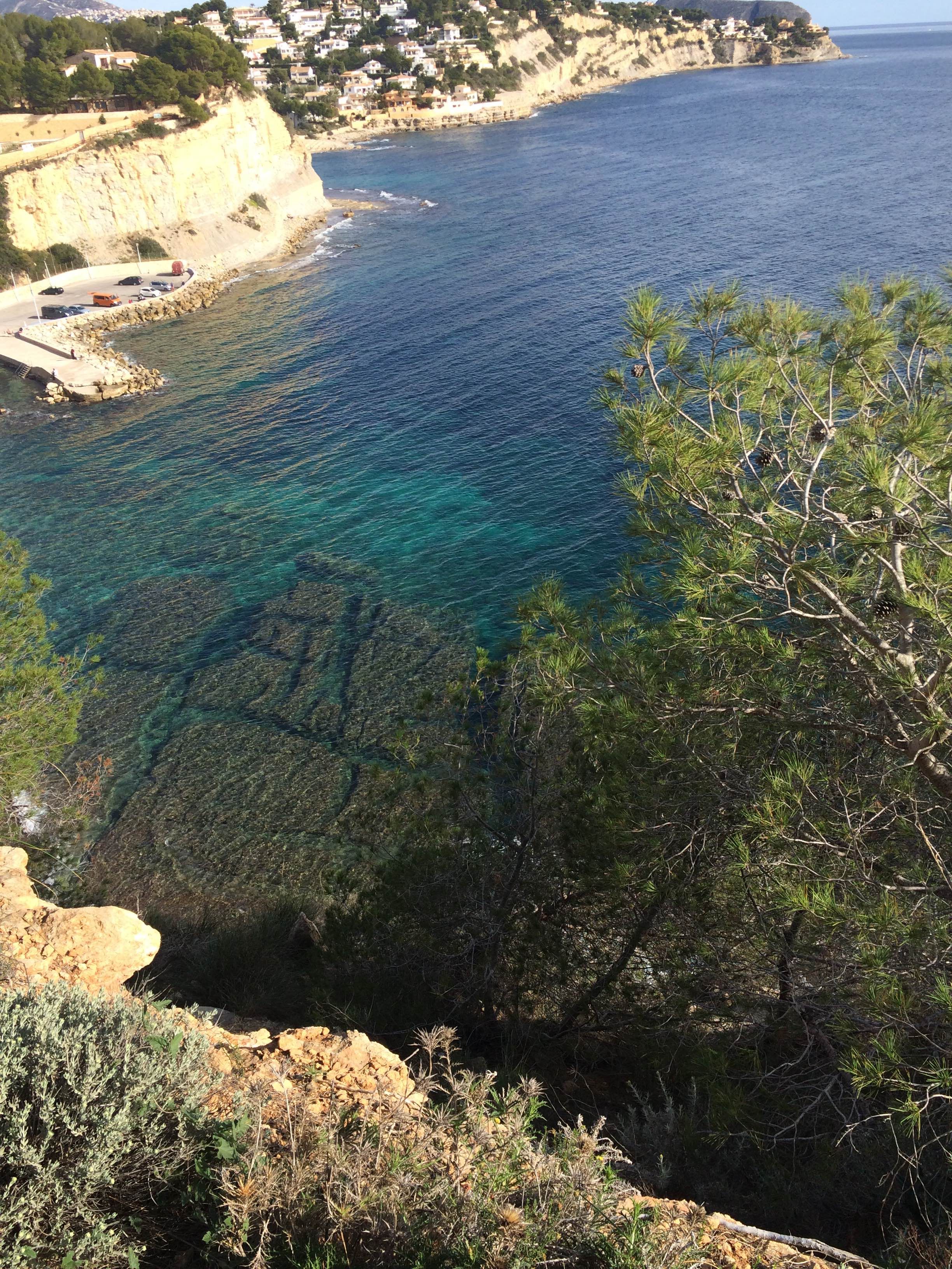 Cala Les Bassetes, por Ana Ferrando