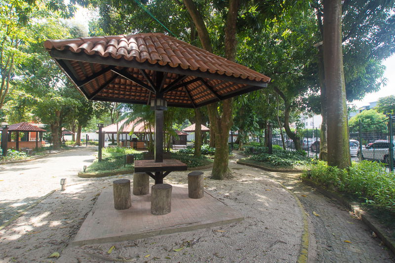 Plaza Milton Trindade - Horto Municipal, por Antonio Athayde