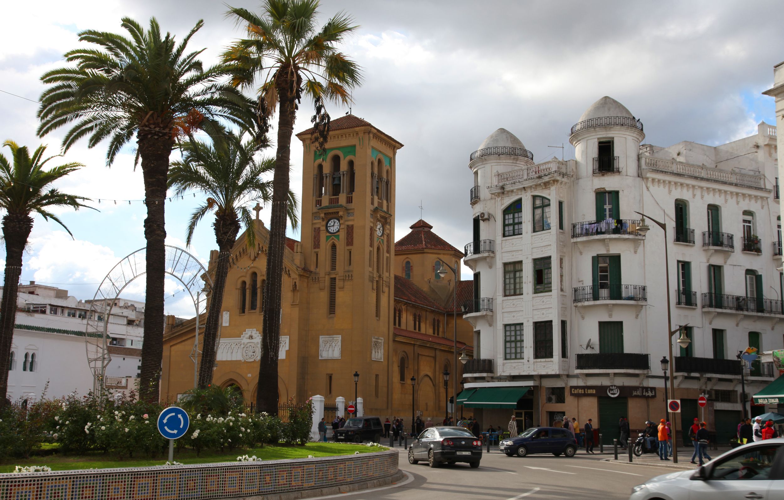 Plaza Moulay El Mehdi, por GERARD DECQ