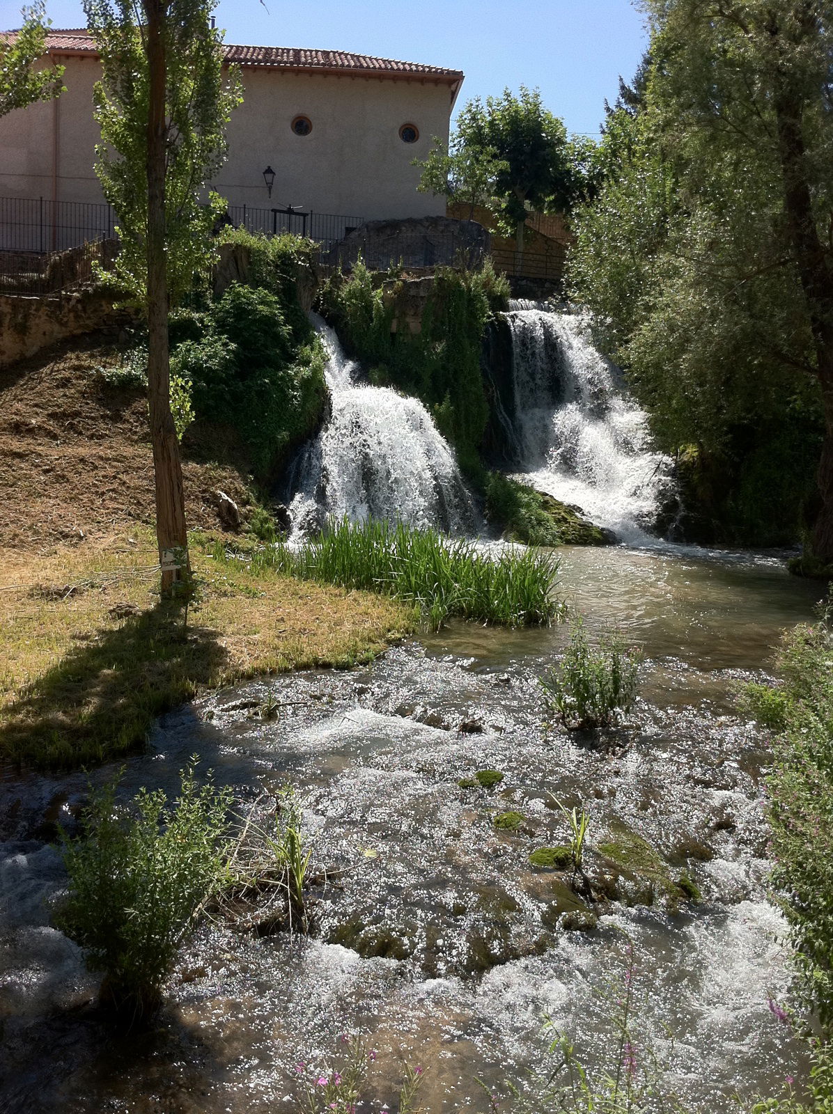 Trillo, por Los 4 en Ruta